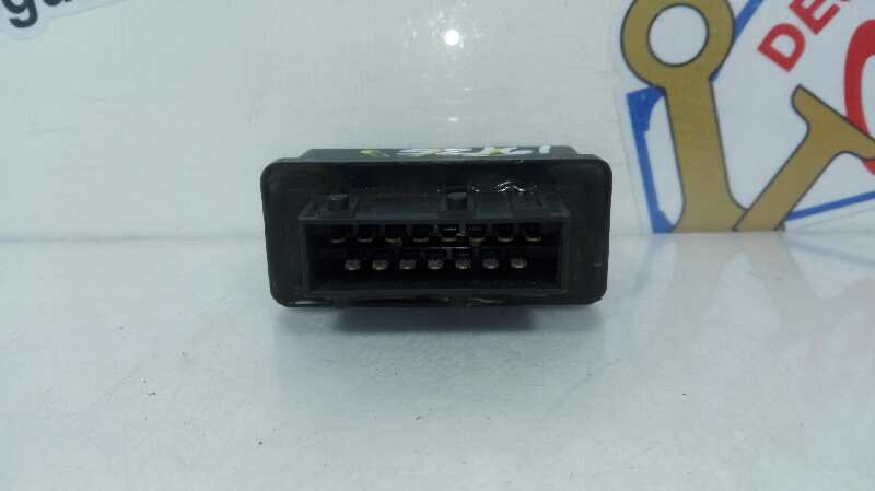 Relé 240107 de Peugeot 406 (8b) 2000-2004