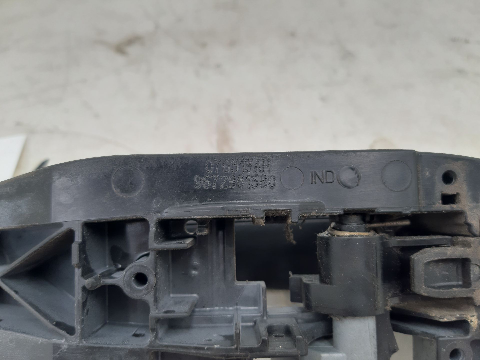 Maneta exterior delantera izquierda 9H06 9672961580 de Citroen Berlingo multispace (b9) 2008-2018 - pieza usada