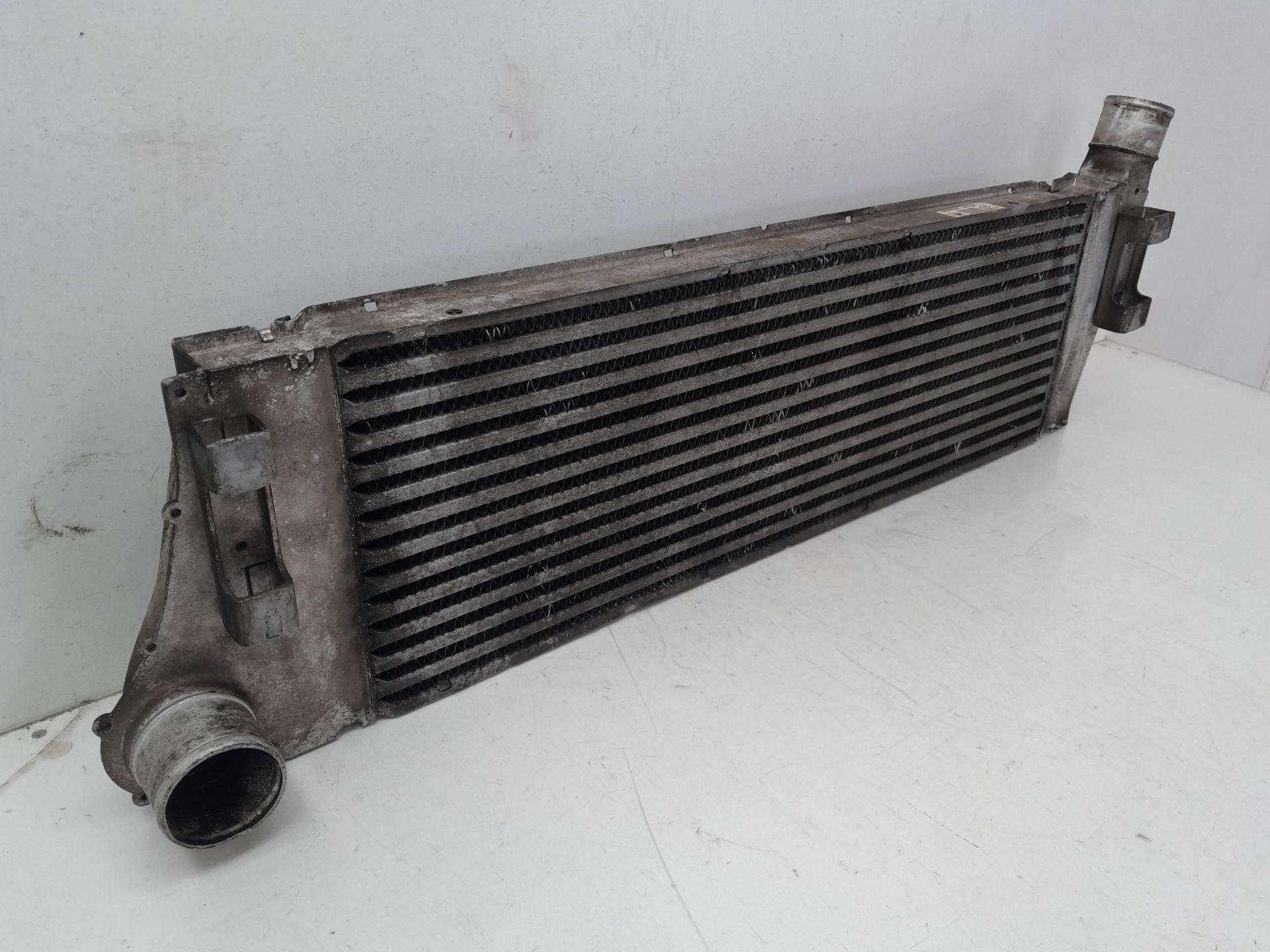 Intercooler K9K D7 8200115540 de Renault Master combi 2002-0 - pieza usada