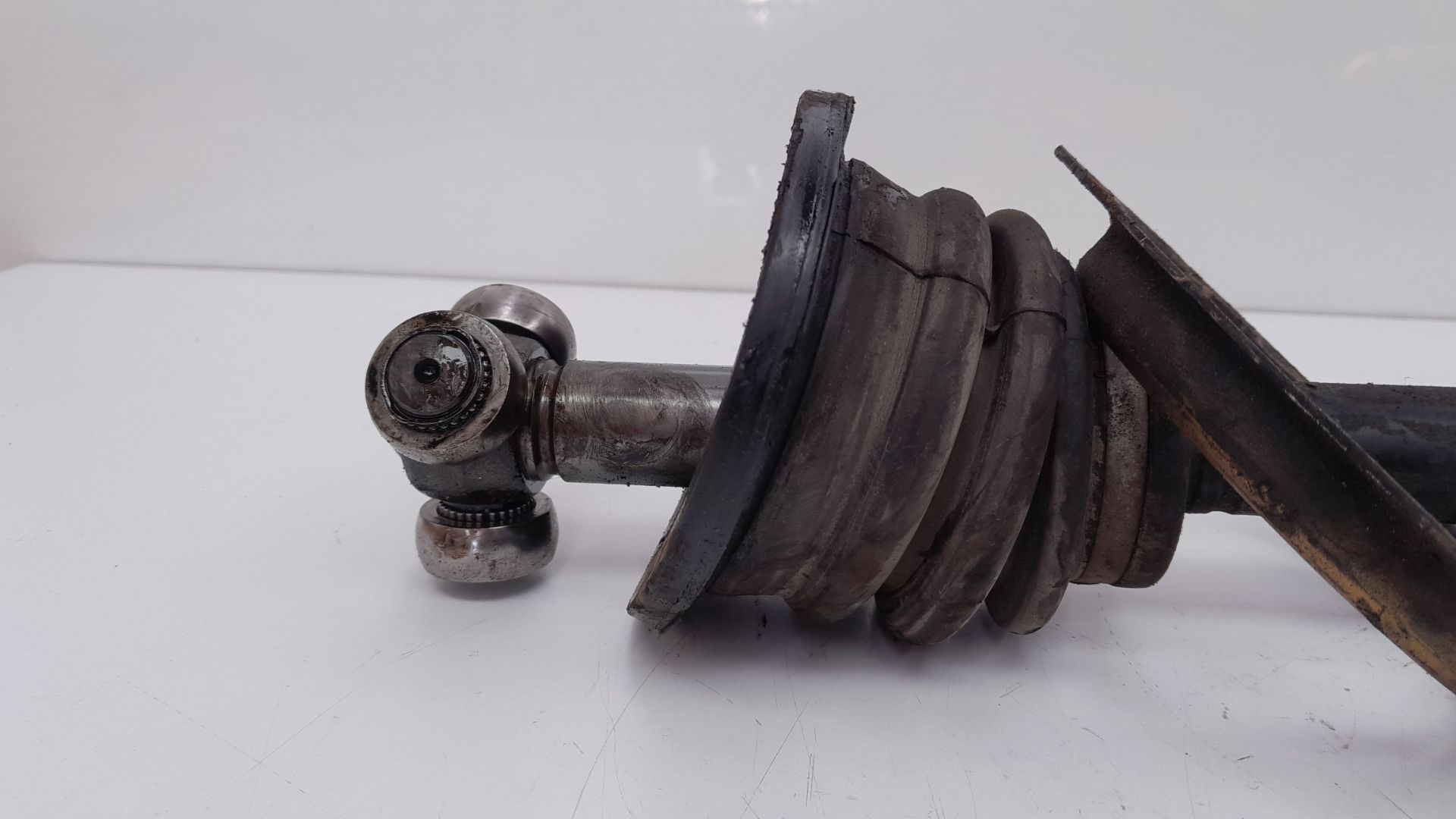 Transmisión delantera izquierda F2N de Renault 19 i chamade (l53_) 1988-1992 - pieza usada