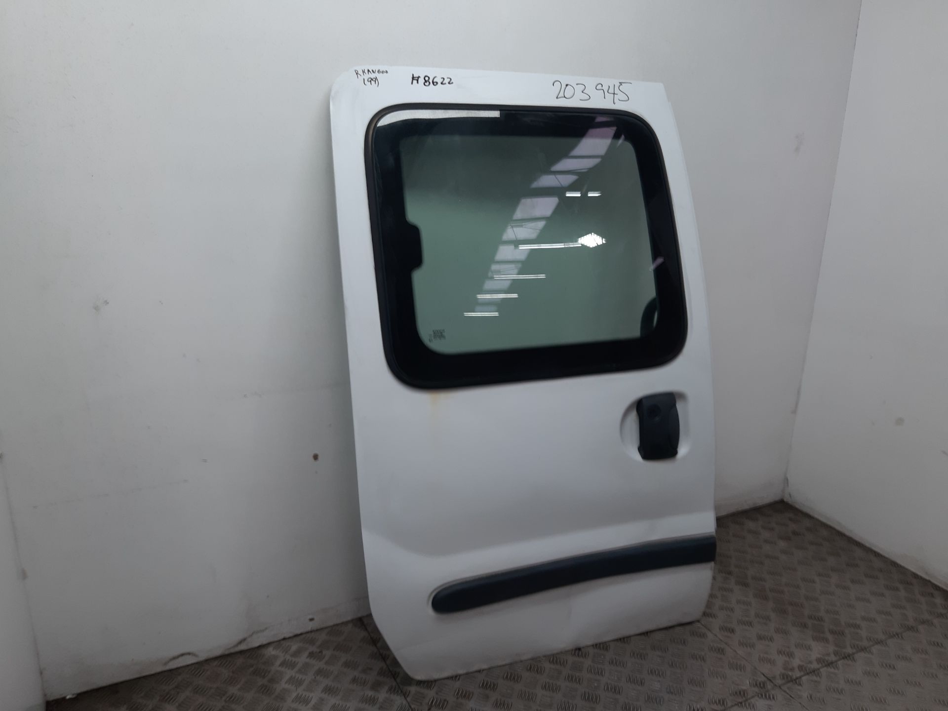 Puerta lateral corredera derecha F8Q K6 de Renault Kangoo 1997-2001 - pieza usada