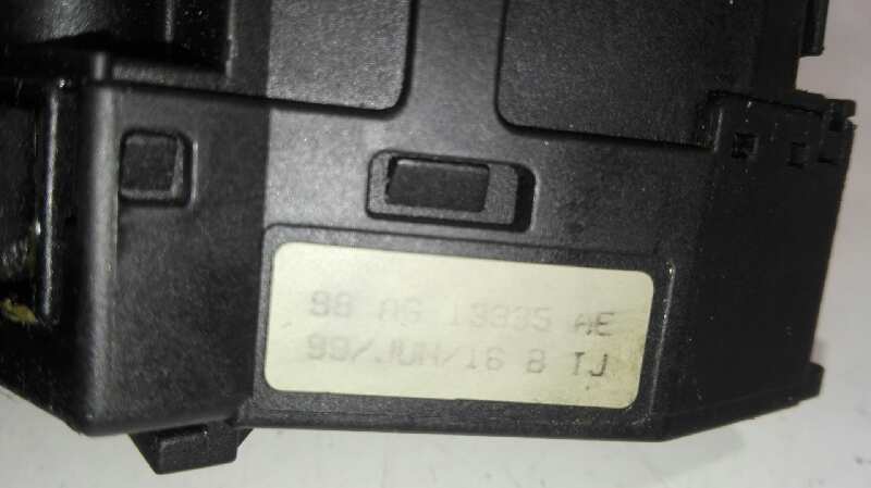 Mando intermitentes 98AG13335AE de Ford Focus sedán (dfw) 1999-2004 - pieza usada