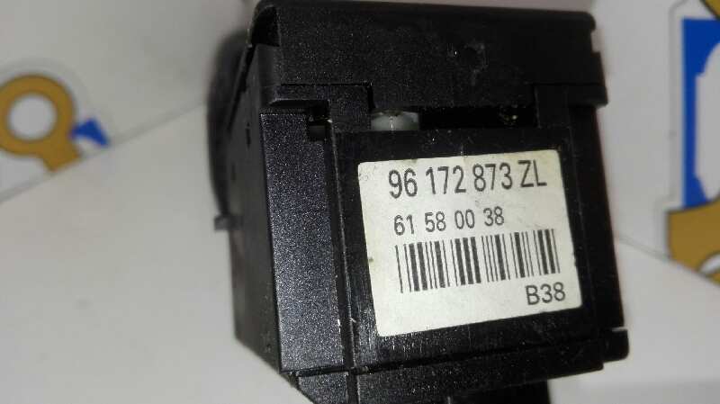 Mando del limpia RHZ 96172873ZL de Citroen Xsara picasso (n68) 1999-2011 - pieza usada