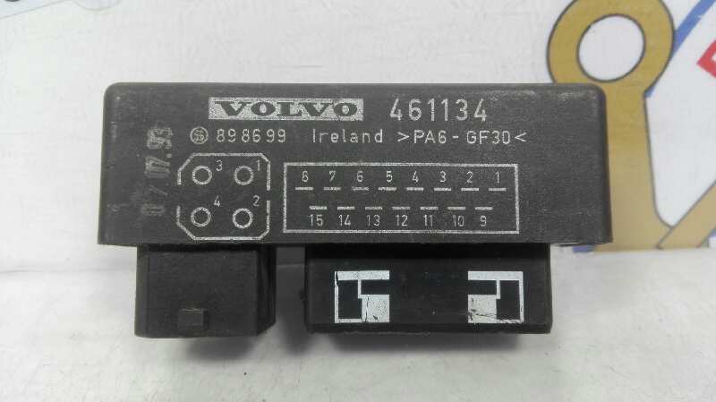 Relé 898699 de Volvo Serie 440 1988-1997 106 CV - pieza usada