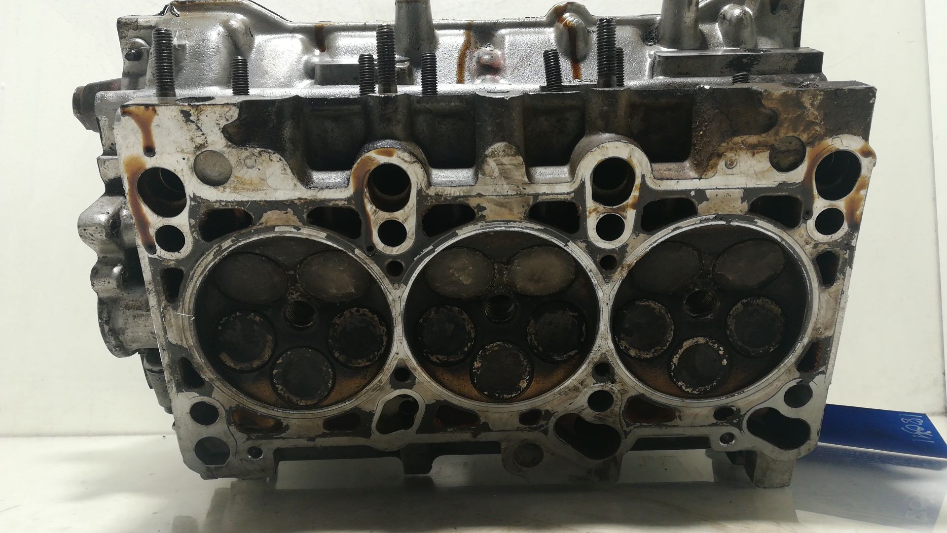 Culata 078103373AH de Audi A4 b6 (8e2) 2000-2004 - pieza usada