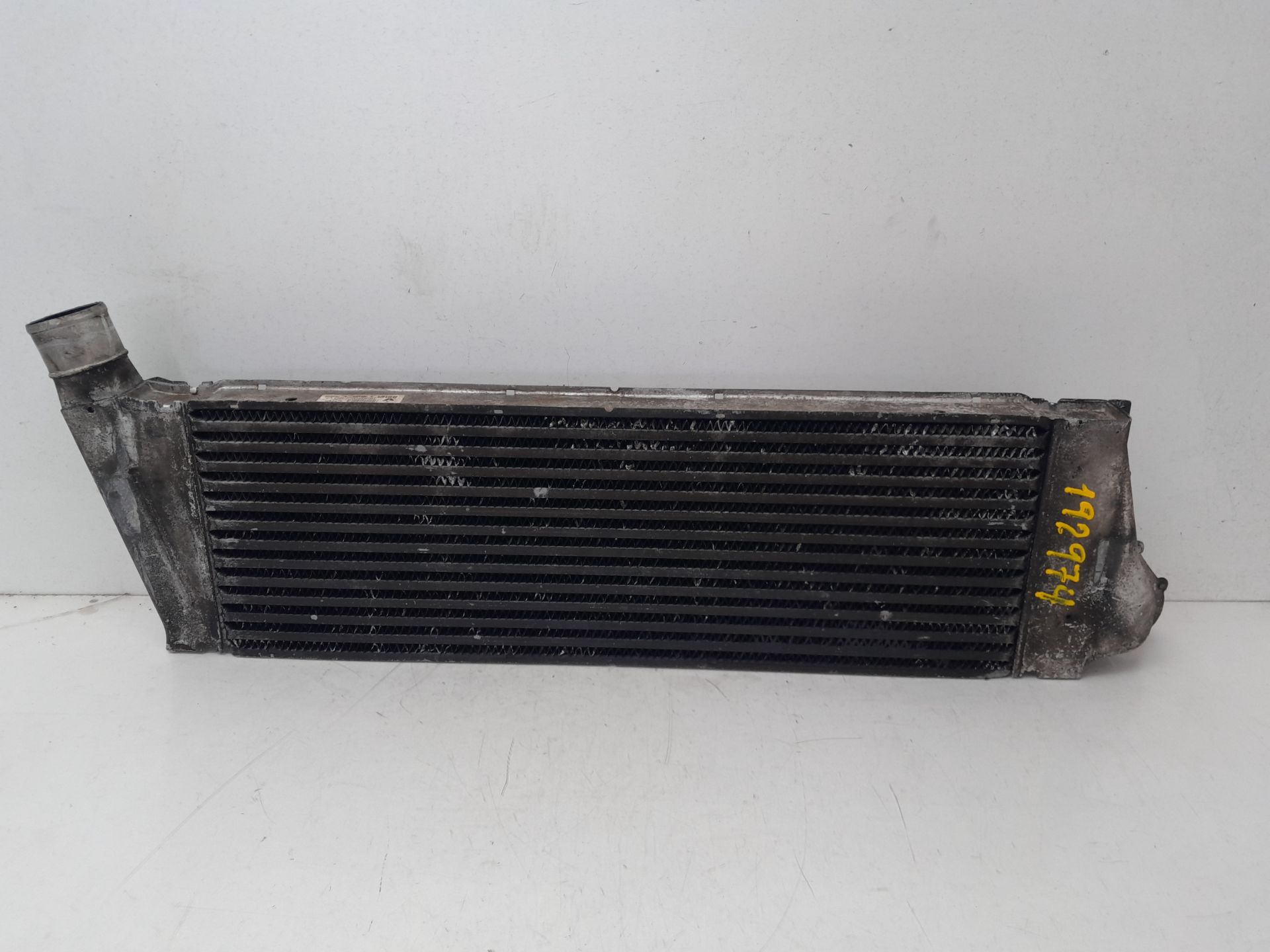 Intercooler K9K D7 8200115540 de Renault Master combi 2002-0 - pieza usada