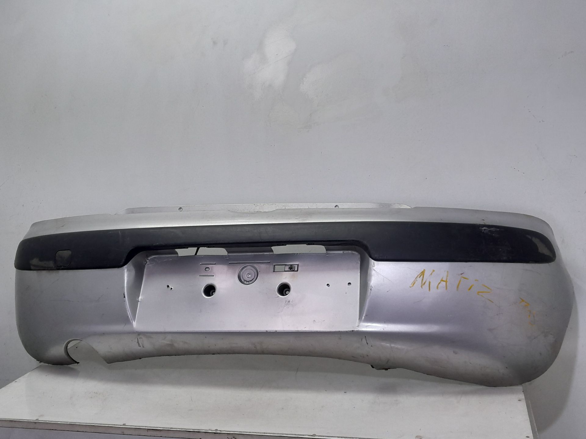 Paragolpes trasero de Daewoo Matiz (m100, m150) 1998-2004 - pieza usada