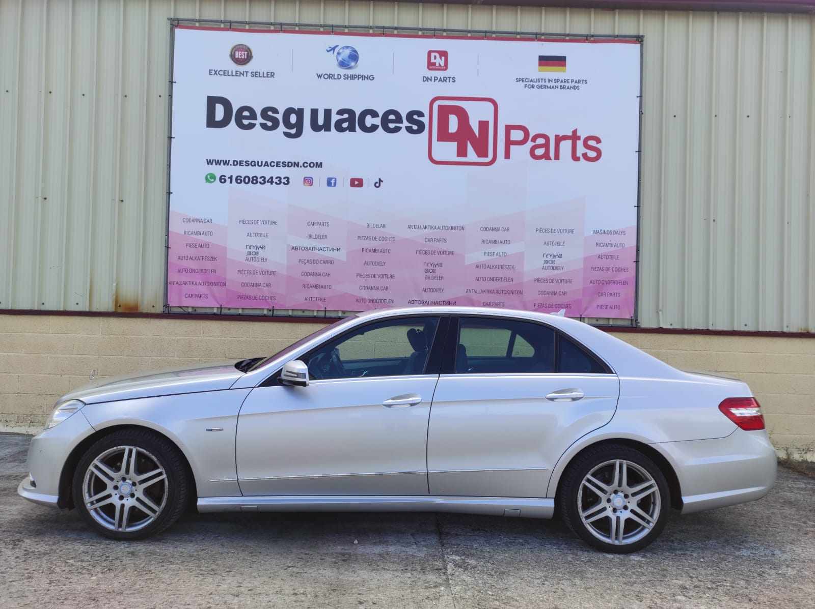 MERCEDES-BENZ E-Class W212/S212/C207/A207 (2009-2016) Højre sidespejl A3159444+ 22821231