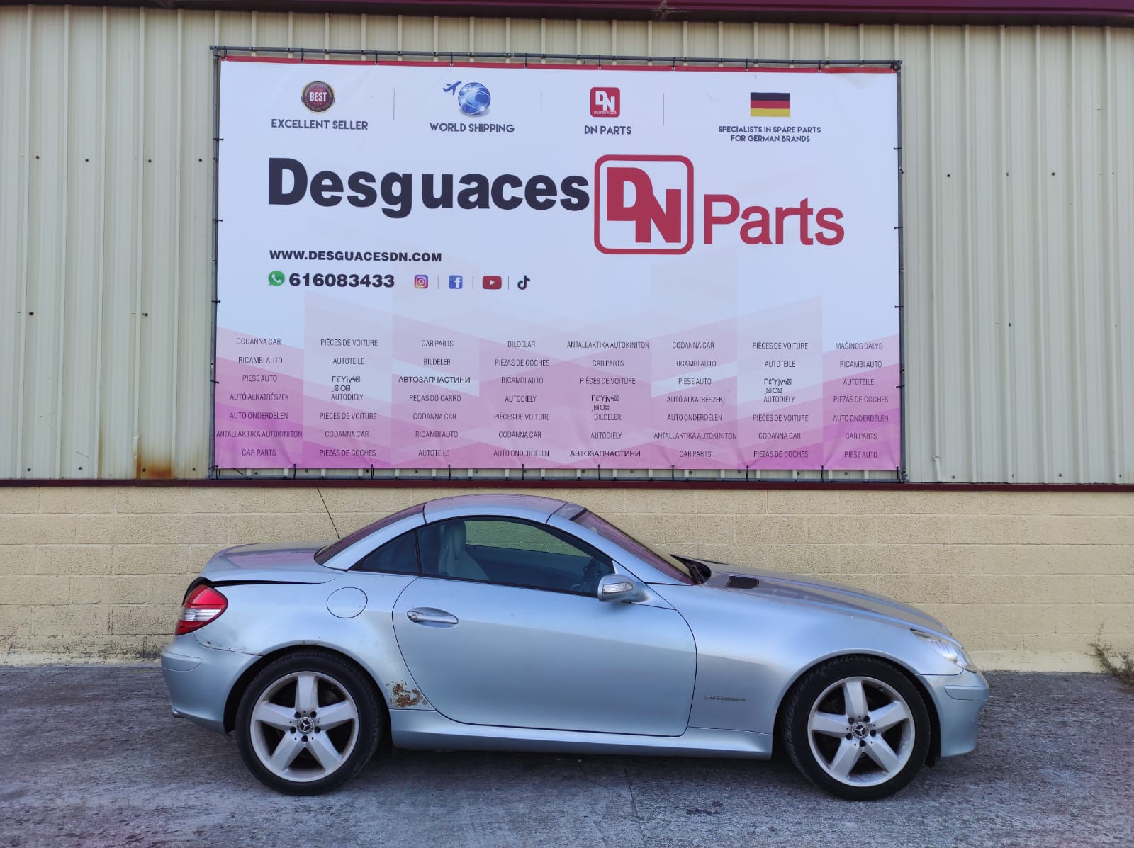 MERCEDES-BENZ SLK-Class R171 (2004-2011) Other Trim Parts A1716390231+ 22821303