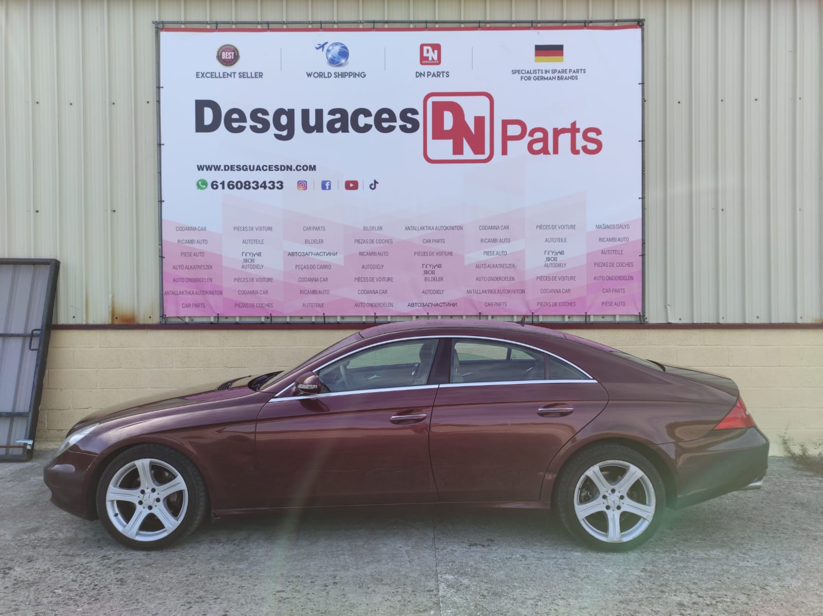 MERCEDES-BENZ CLS-Class C219 (2004-2010) Andre trimdeler A2198890125+ 23637572