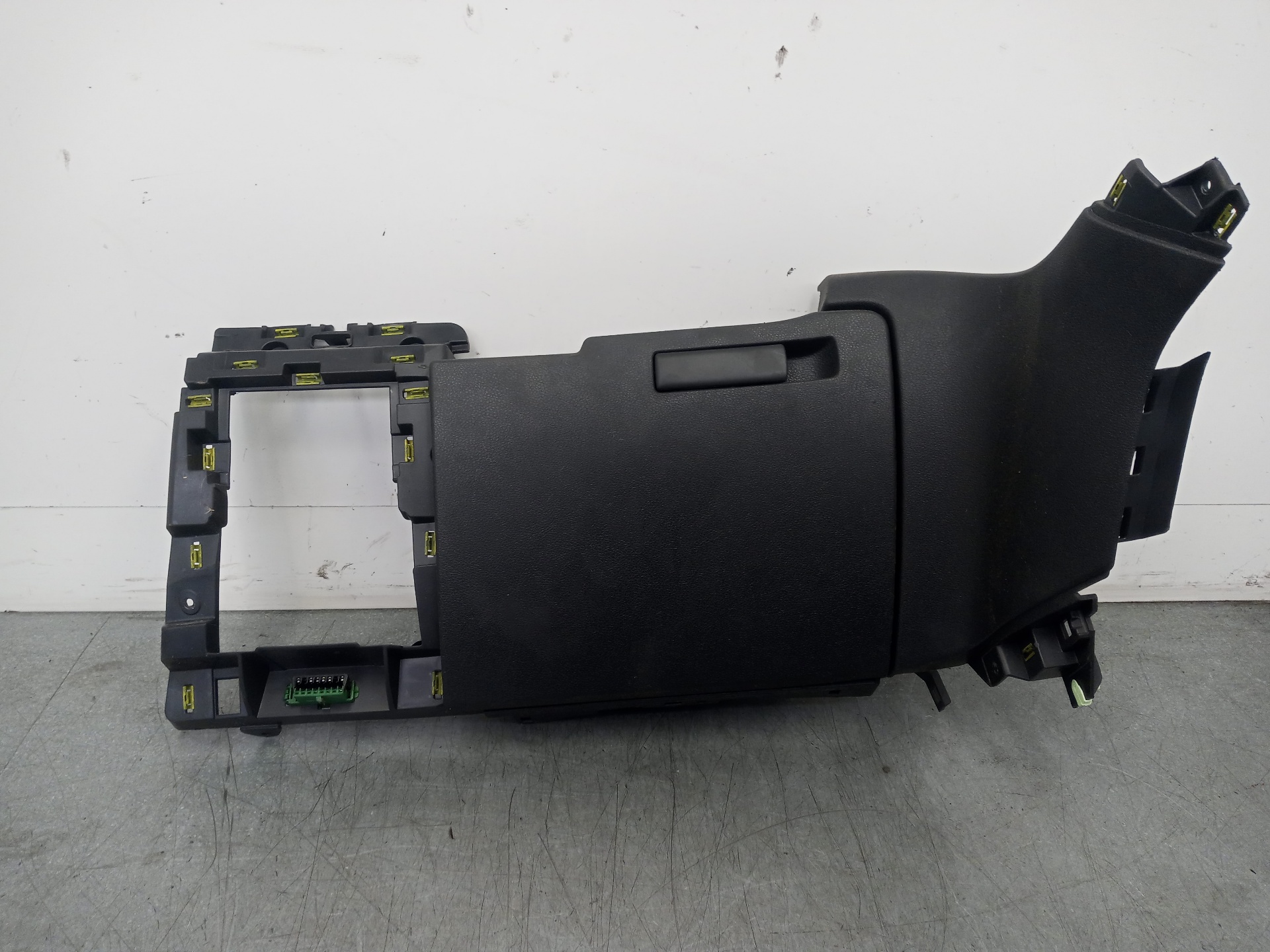 PEUGEOT 3008 1 generation (2010-2016) Glove Box 9685168577+ 20124154