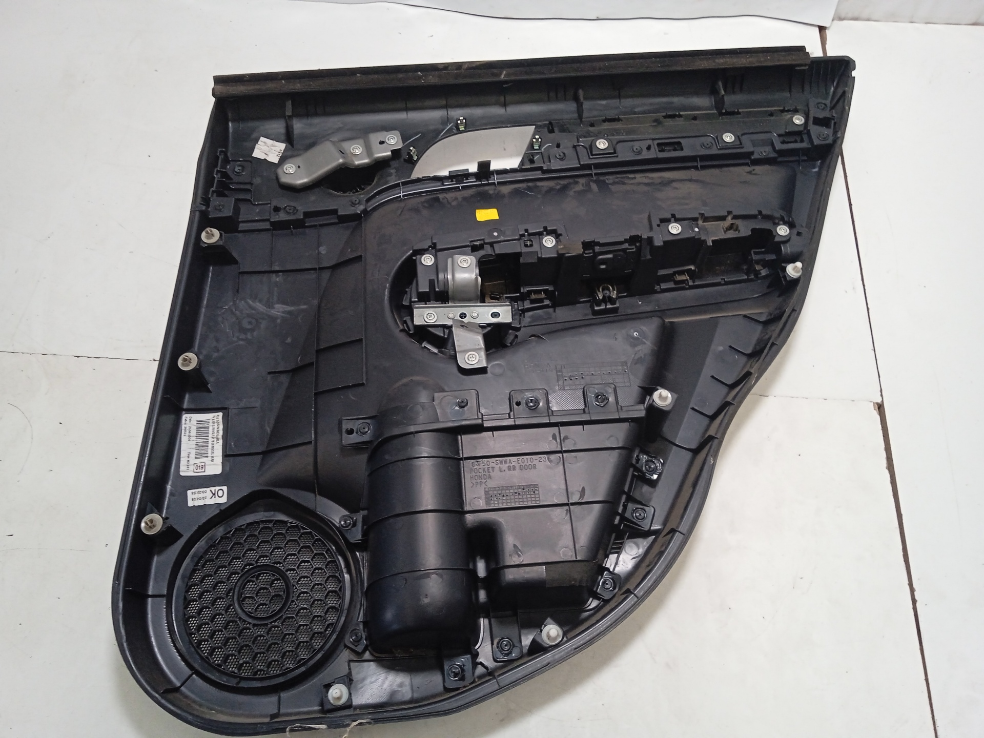 HONDA CR-V 3 generation (2006-2012) Vasemman takaoven lista 83750SWWAE01023+ 20126952