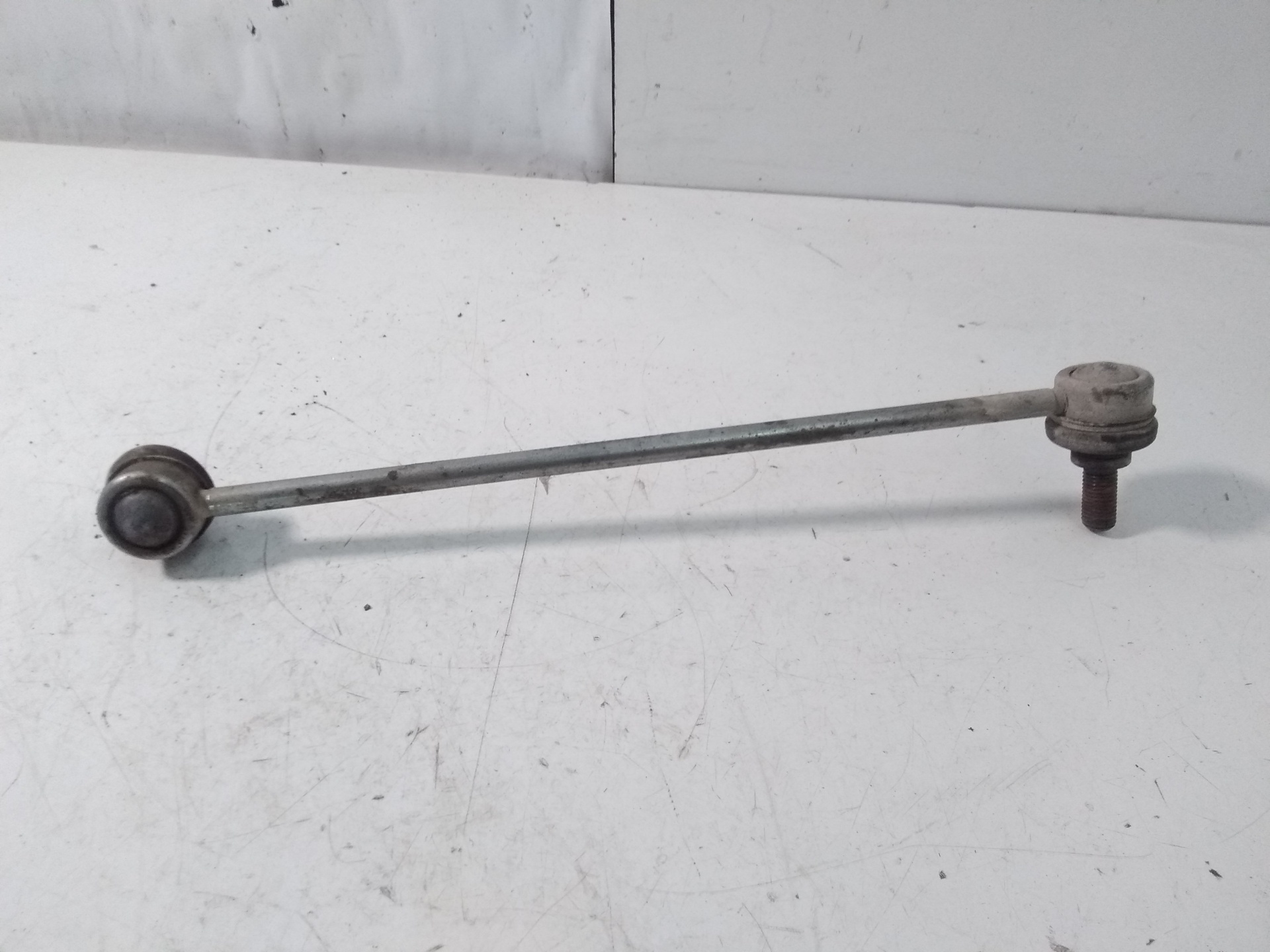 VOLKSWAGEN Passat B7 (2010-2015) Bara stabilizatoare stânga față 1K0411315R+ 21745985