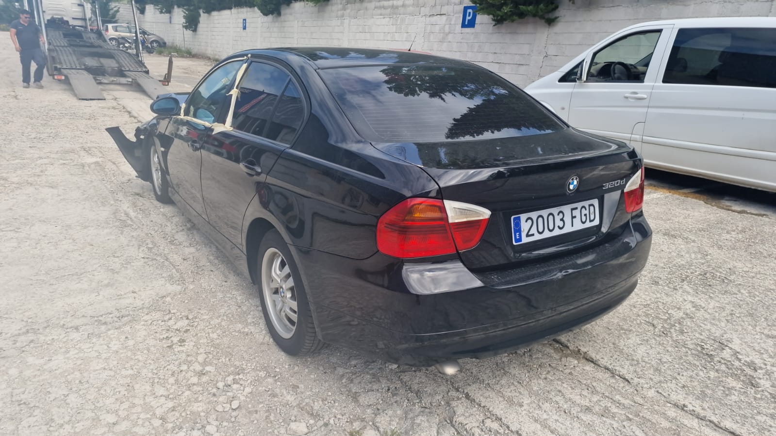 BMW 3 Series E90/E91/E92/E93 (2004-2013) Oikean takapyörän napa 676158009+ 22826562