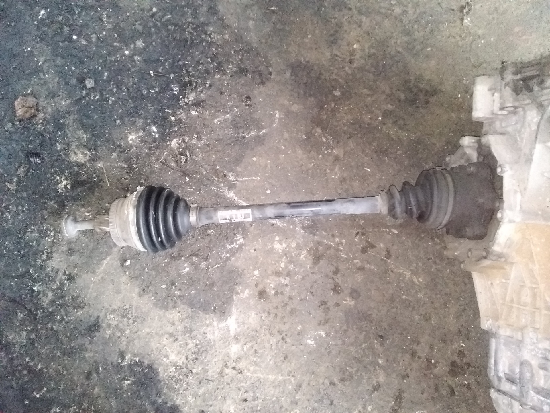 AUDI A4 B6/8E (2000-2005) Front Left Driveshaft 8E0407271BJ+ 20102668