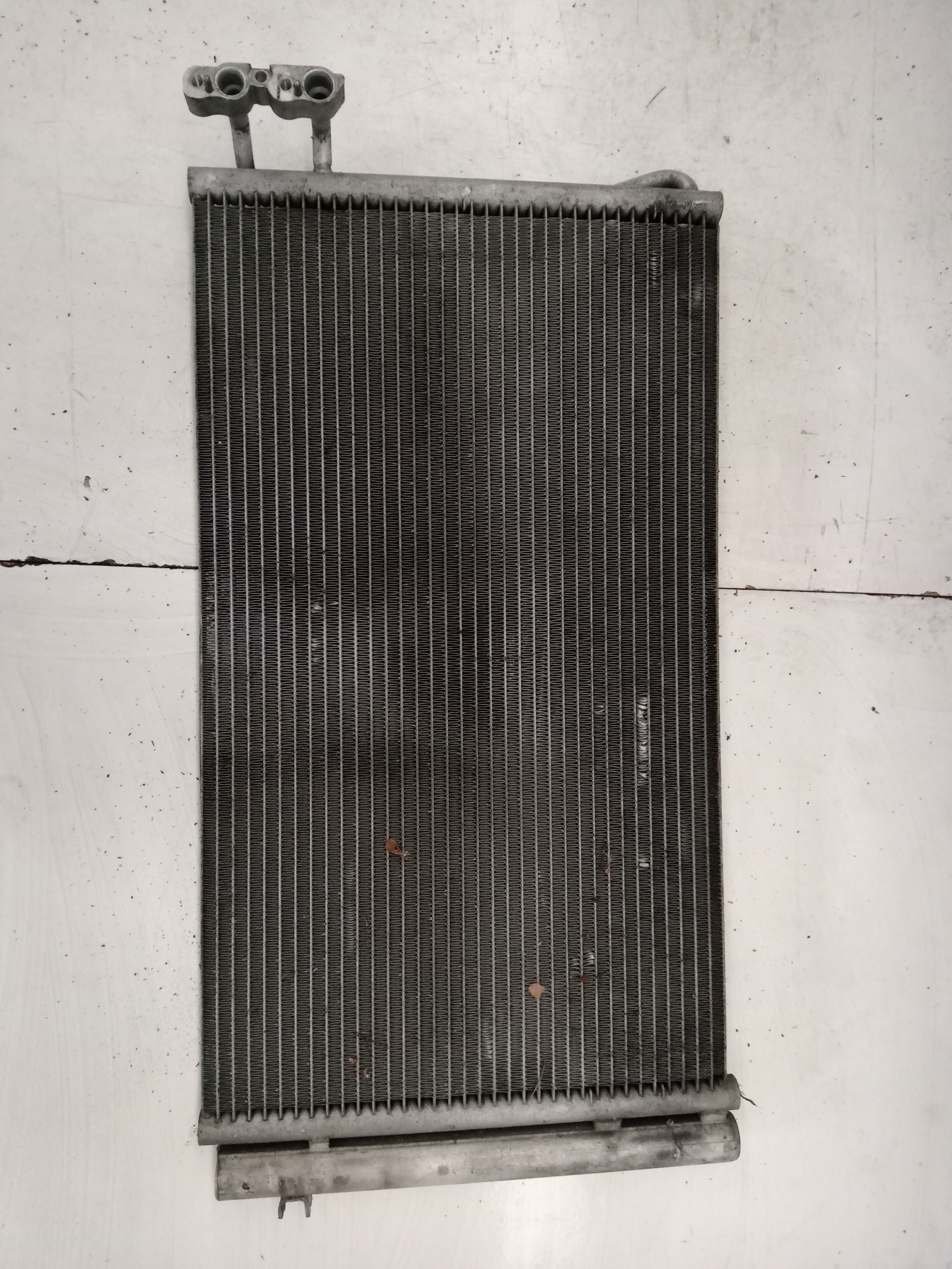 BMW 3 Series E90/E91/E92/E93 (2004-2013) Radiateur de climatisation 3213311+ 23645089