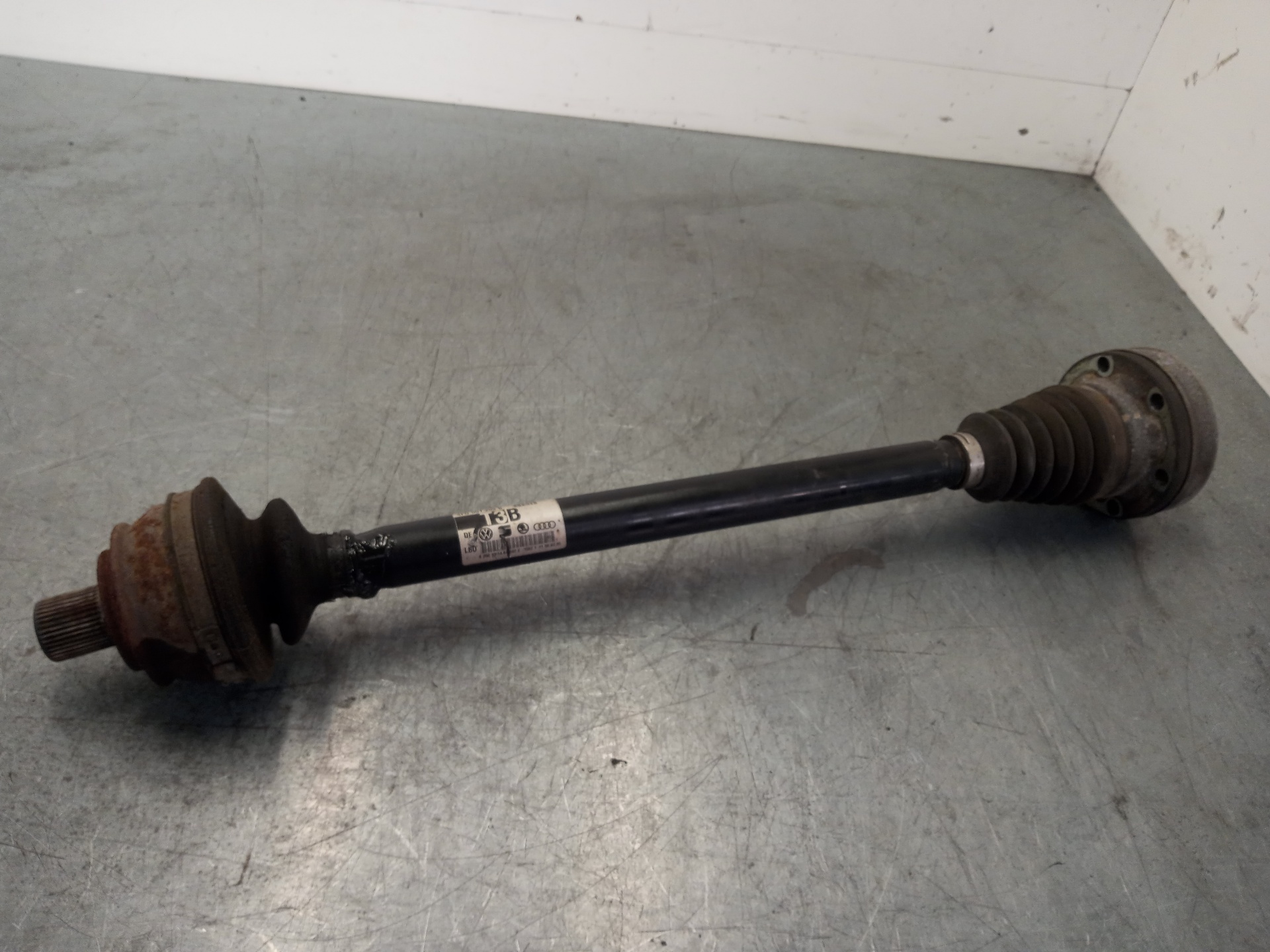 AUDI A6 C6/4F (2004-2011) Rear Left Driveshaft 4F0501203B+ 22820909