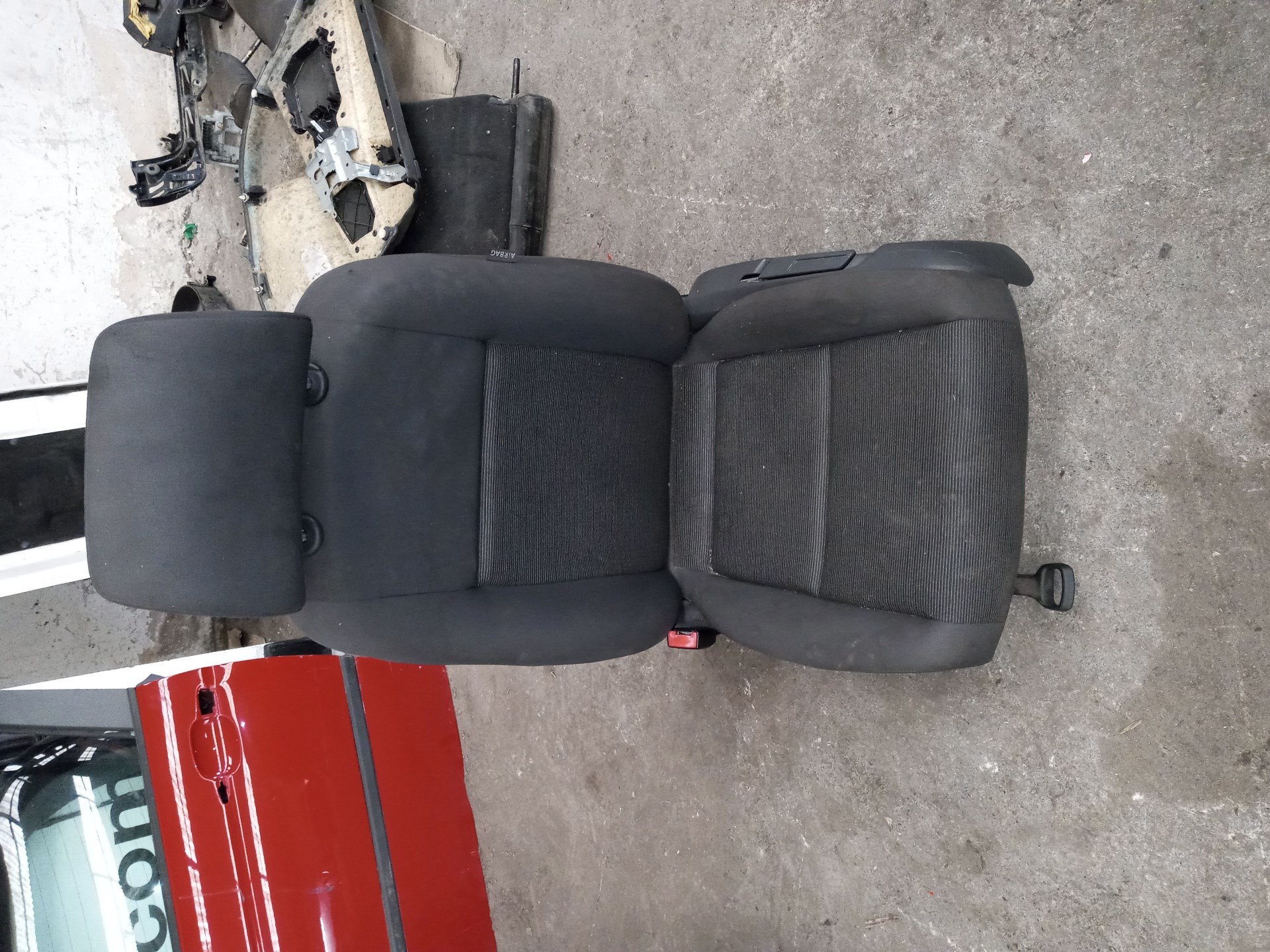 VOLKSWAGEN Golf 5 generation (2003-2009) Priekšējais kreisais sēdeklis AIRBAG 20080311