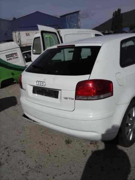 AUDI A3 8P (2003-2013) Маторчик стеклоподъемника передней правой двери 8P0959802K, 8P0959802K, 8P3837462A+8P0959802K 23644390