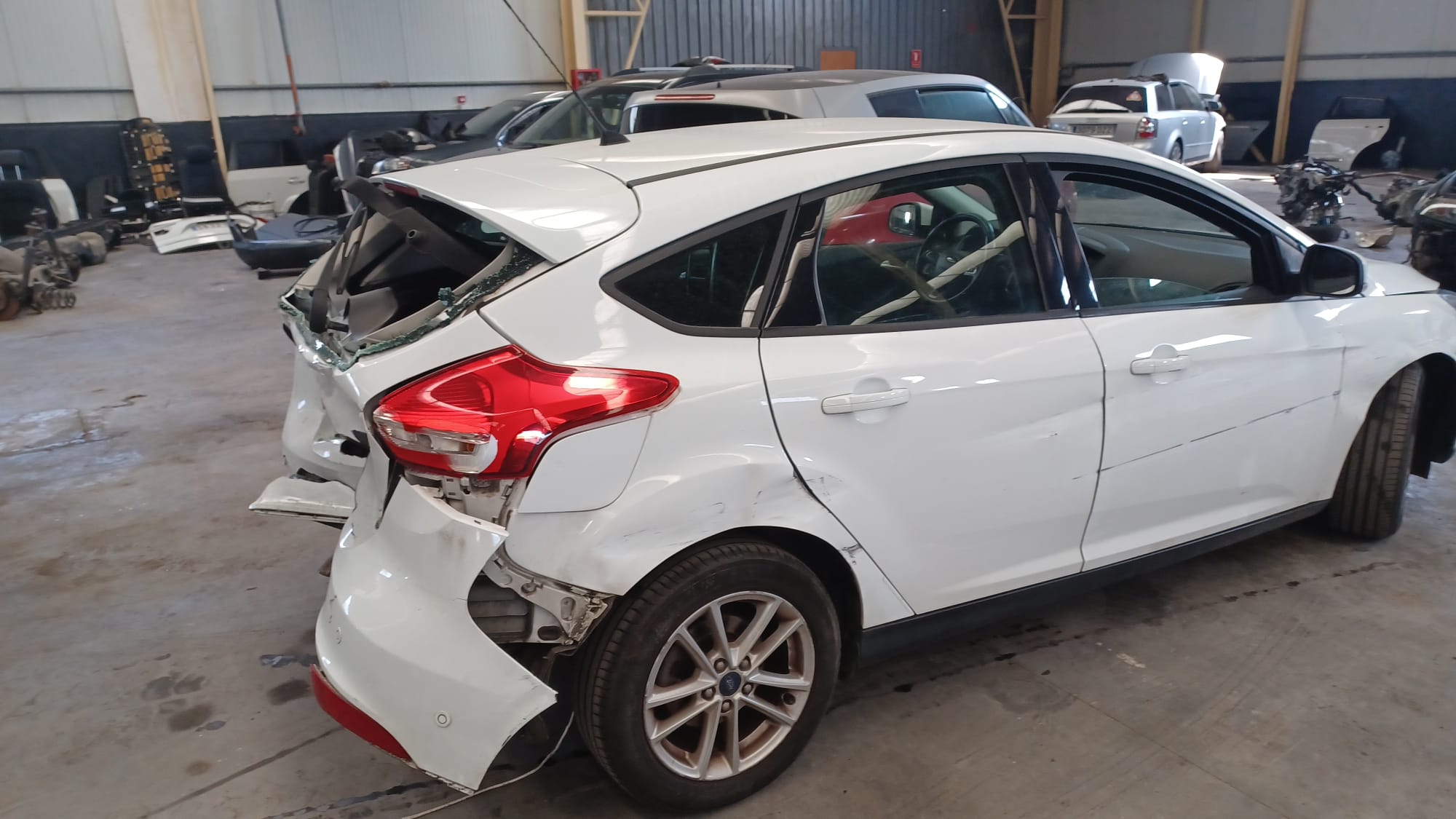 FORD Focus 3 generation (2011-2020) Høyre bakarm BV615K743AA+ 22801569