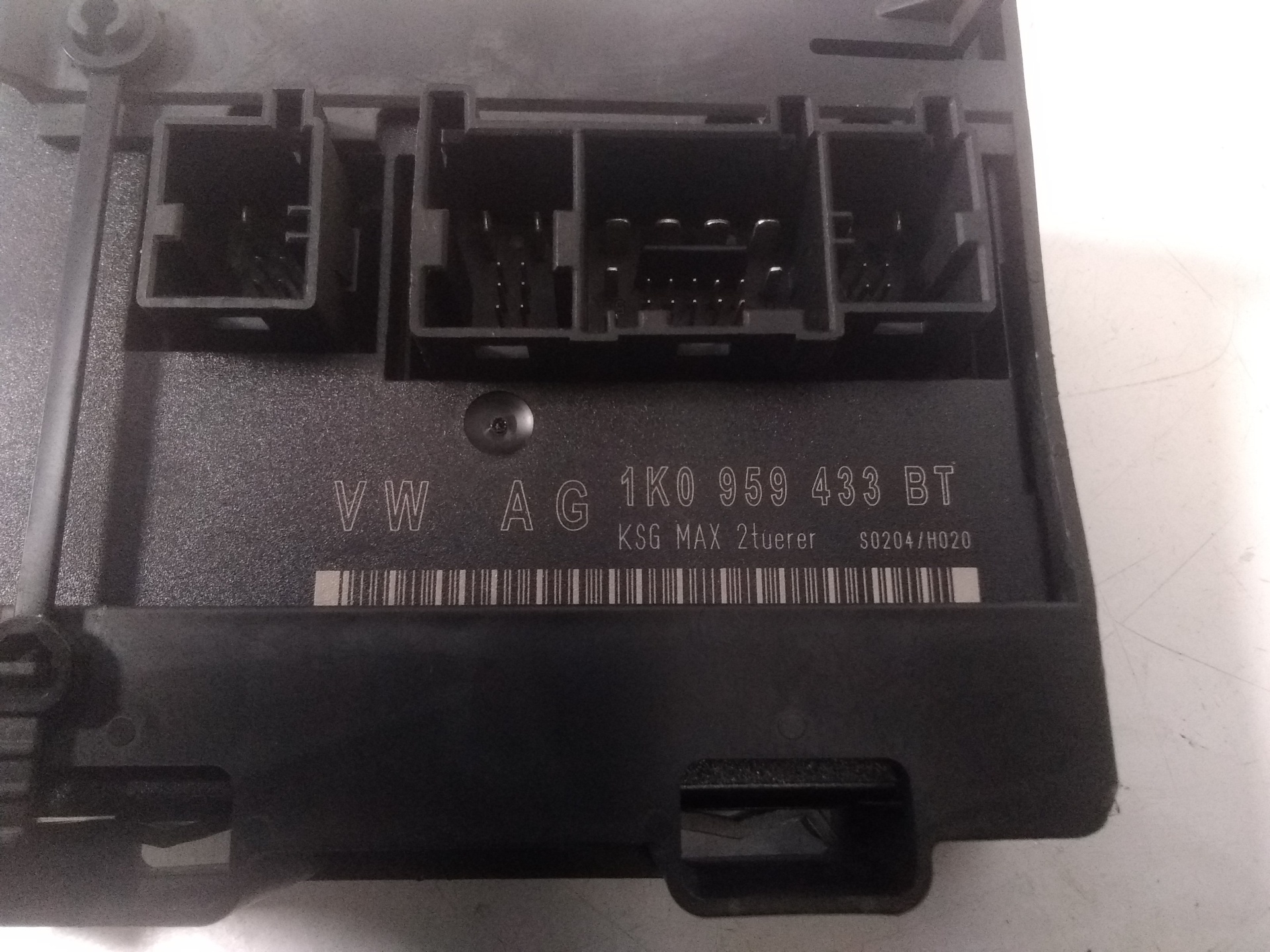 VOLKSWAGEN Tiguan 1 generation (2007-2017) Fuse Box 1K0959433,1K0959433,1K0959433,1K0959433+1K0959433 23644850