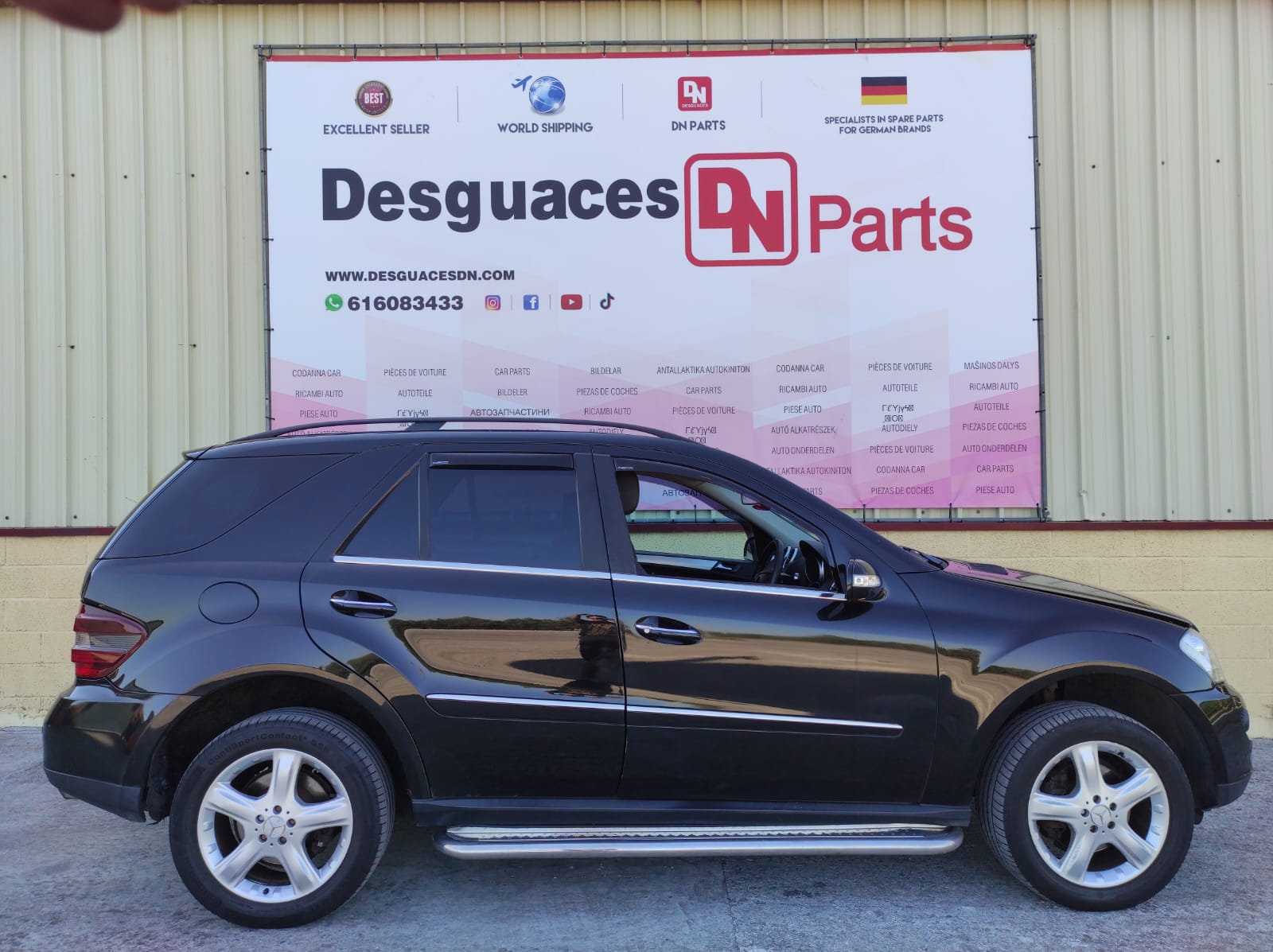 MERCEDES-BENZ M-Class W164 (2005-2011) Galinės kairės durys A1647300105+ 22821669