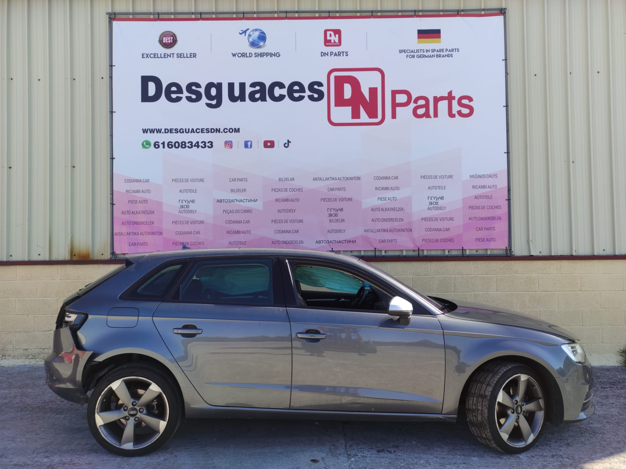 AUDI A3 8V (2012-2020) Vasen taka sisäinen avauskahva 8V4839019A+ 22824249