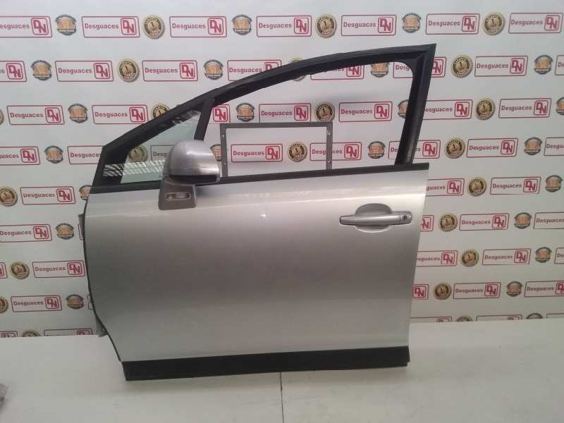 CITROËN C4 1 generation (2004-2011) Front Left Door 9002W0+ 19989556