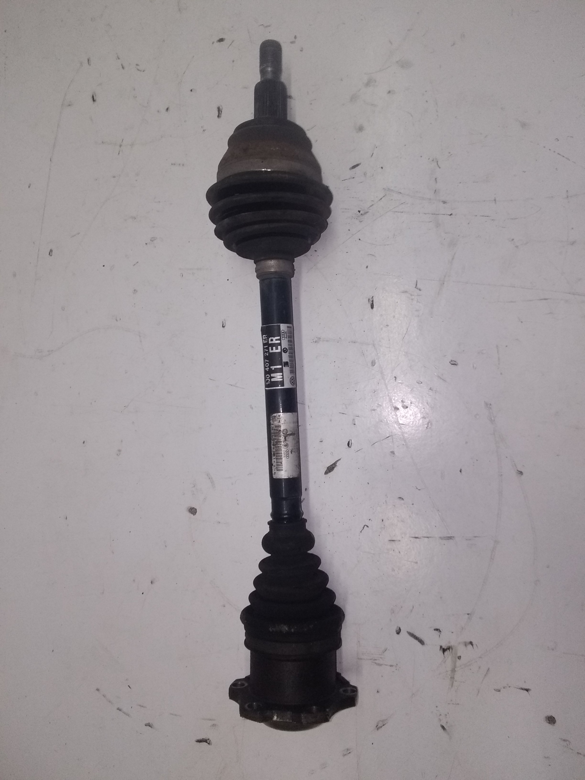 AUDI TT 8N (1998-2006) Front Left Driveshaft 1J0407271Er+ 22824783