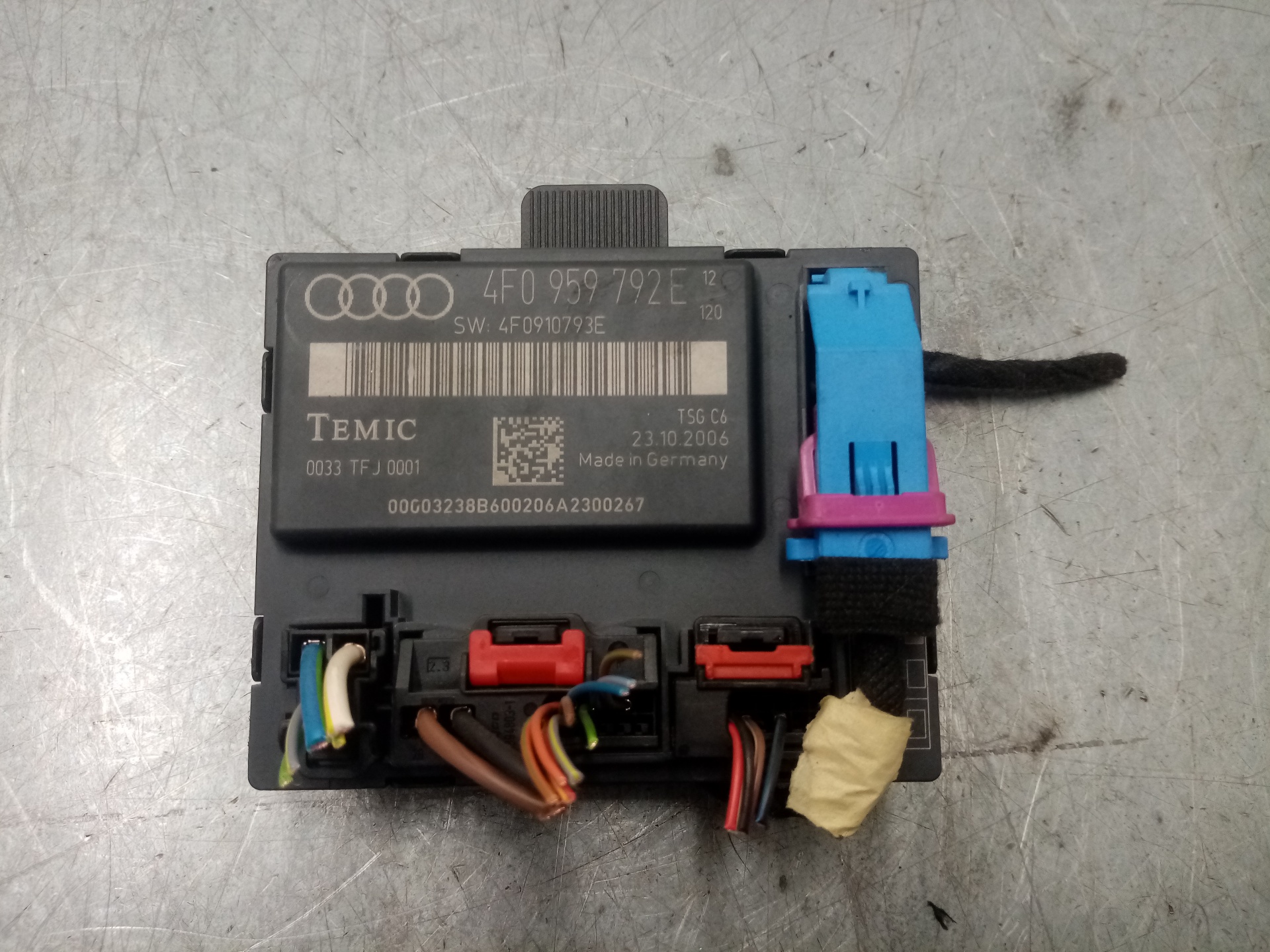 AUDI GTV 916 (1995-2006) Alte unități de control 4F0959792E, 4F0959792E, 4F0959792E 23644703