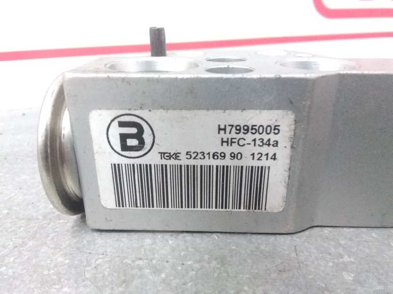 AUDI A6 C6/4F (2004-2011) Други части на двигателното отделение 60C0057+ 20013628