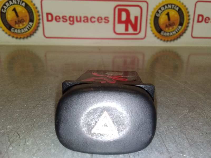 HYUNDAI Accent LC (1999-2013) кнопка опасности 93790+ 20398427