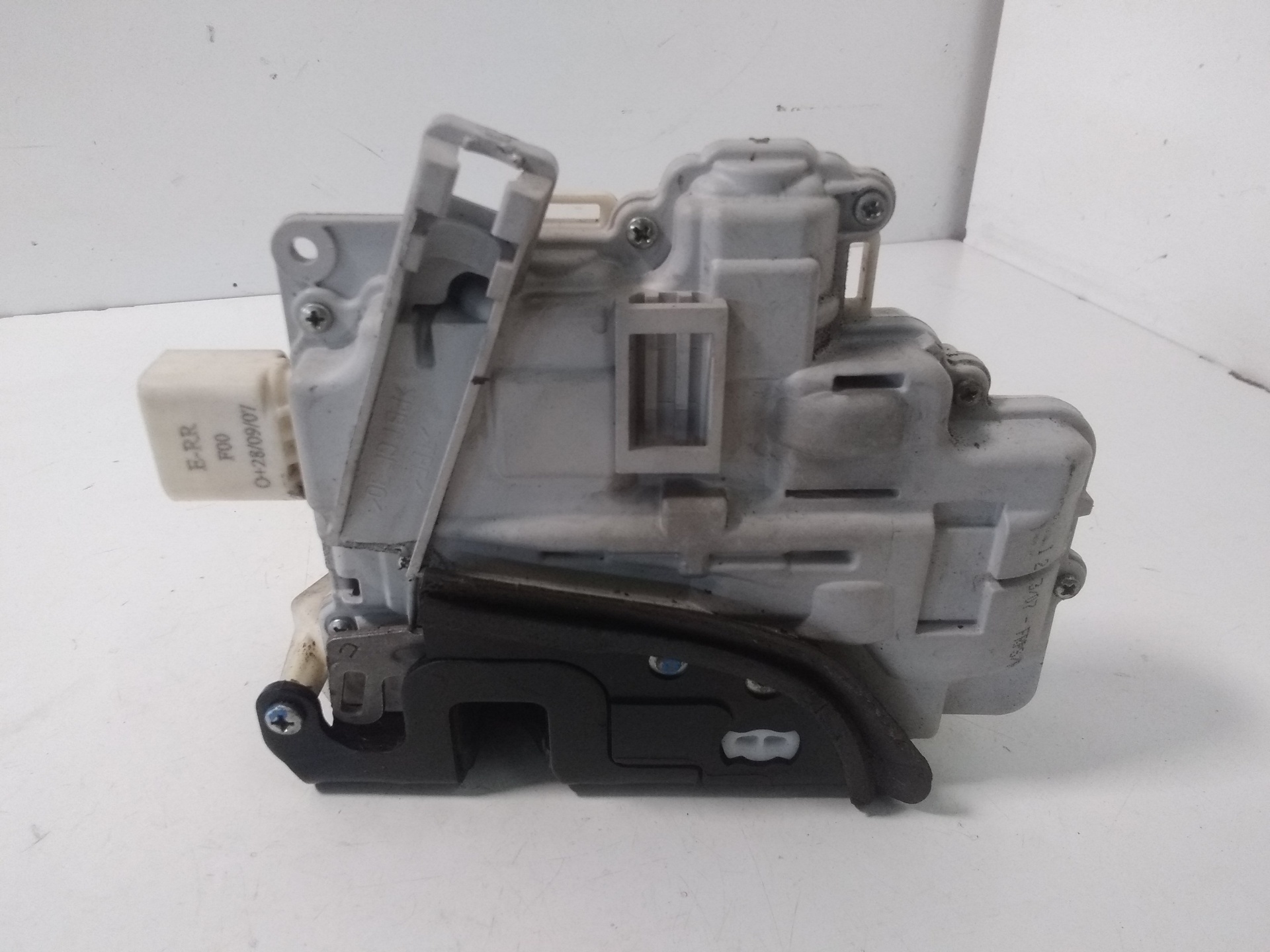 AUDI A4 B6/8E (2000-2005) Front Right Door Lock 8E1837016AA+ 20127698