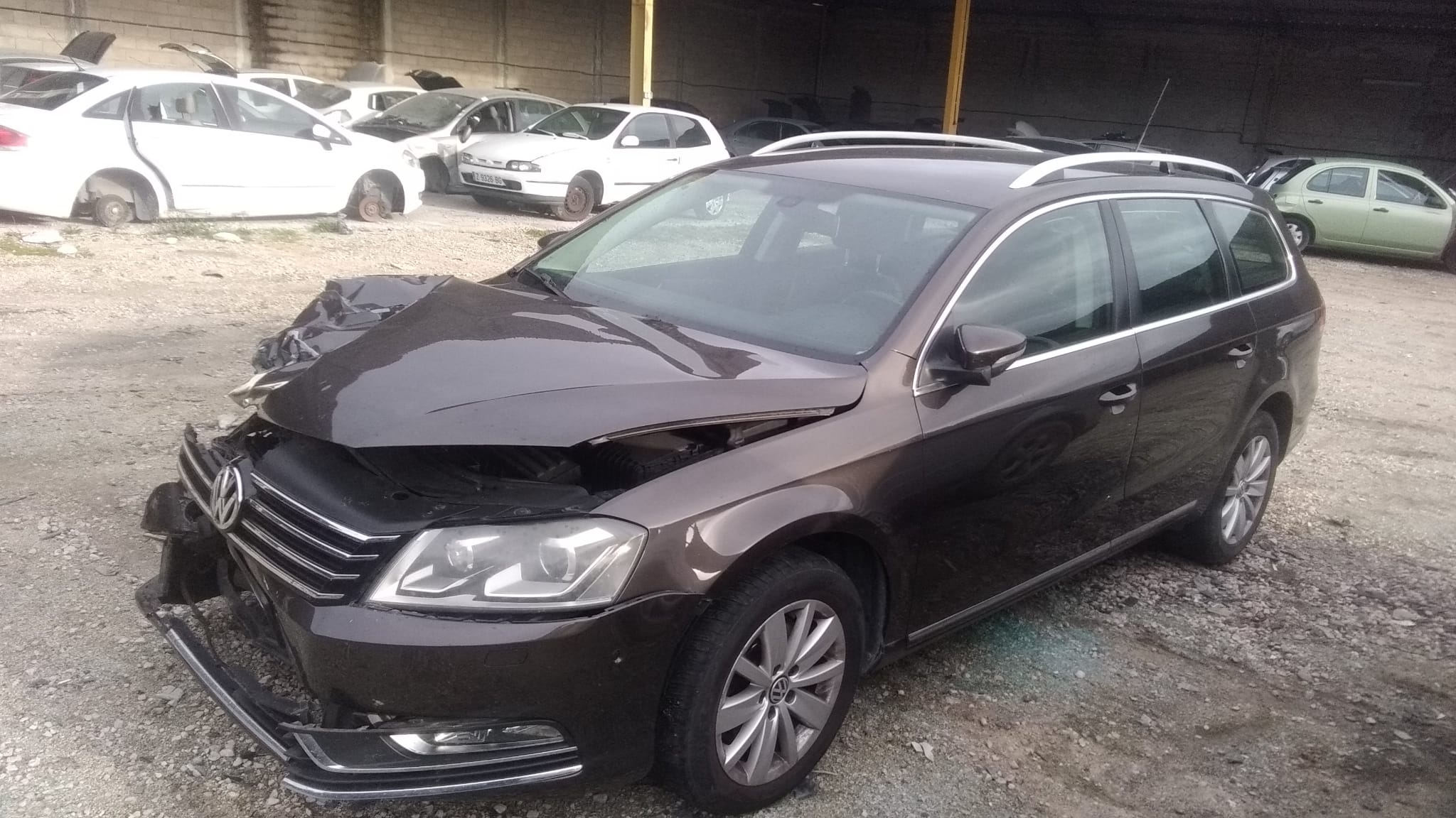 VOLKSWAGEN Passat B7 (2010-2015) Сиденье переднее левое COLORNEGRO 21745995