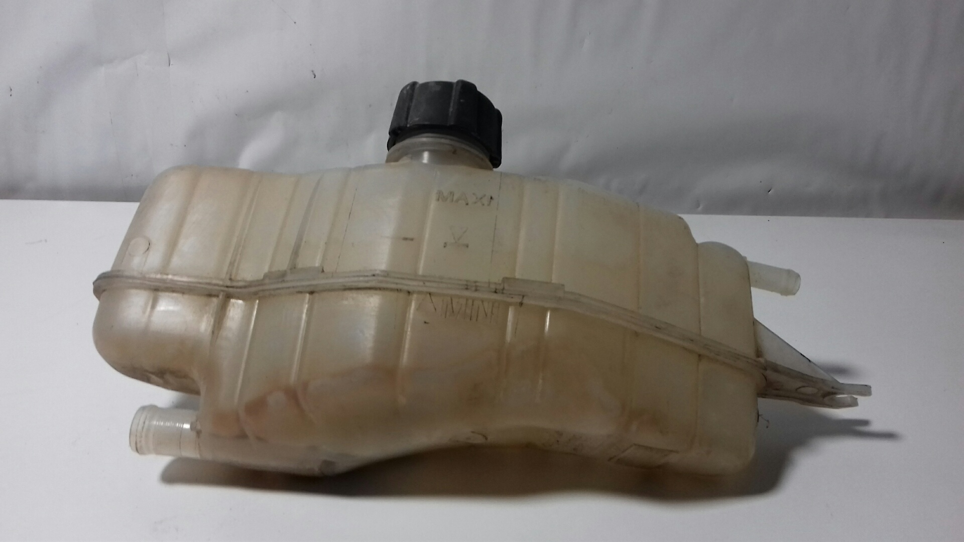 RENAULT Clio 2 generation (1998-2013) Expansion Tank 7701477290, 7701477290+7701477290 20100398