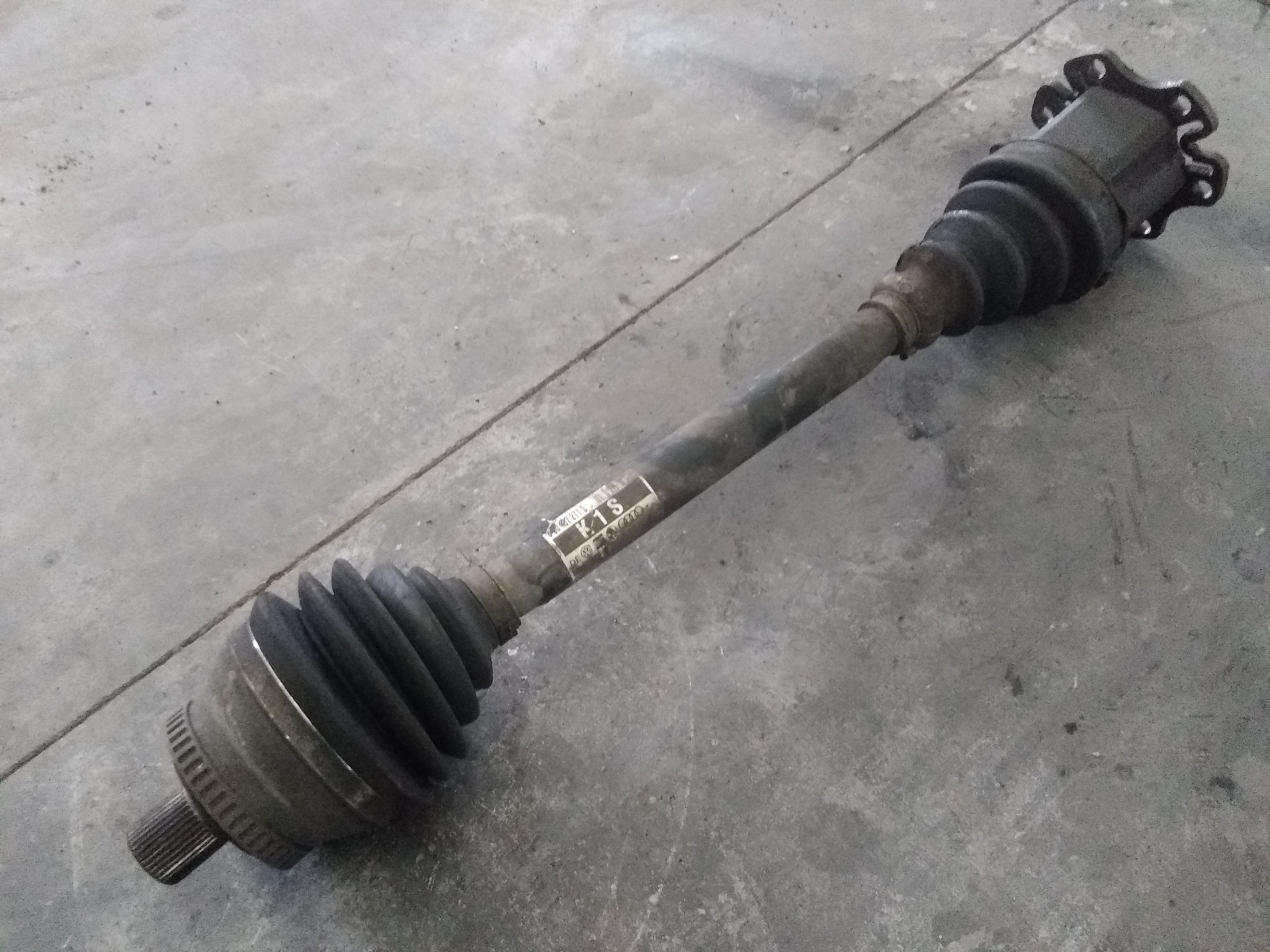 AUDI A4 B6/8E (2000-2005) Front Left Driveshaft 8E0407271S+ 20128634