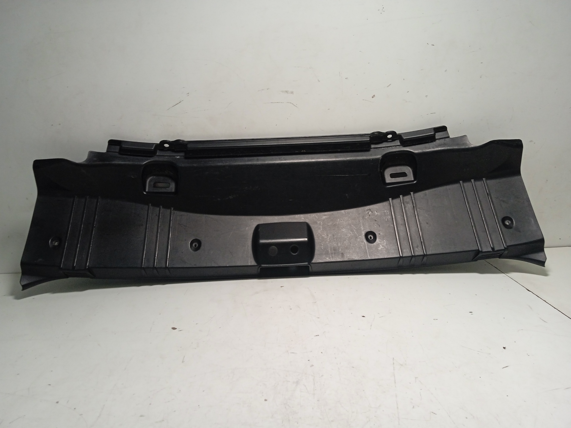 BMW 6 Series E63/E64 (2003-2010) Kitos apdailos dalys 51477009192+ 22065119