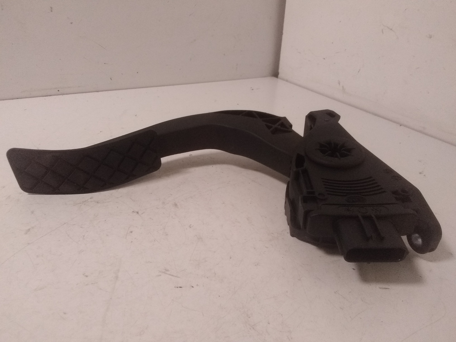 AUDI A5 Sportback 8T (2009-2011) Throttle Pedal 8K1721523+ 22821865