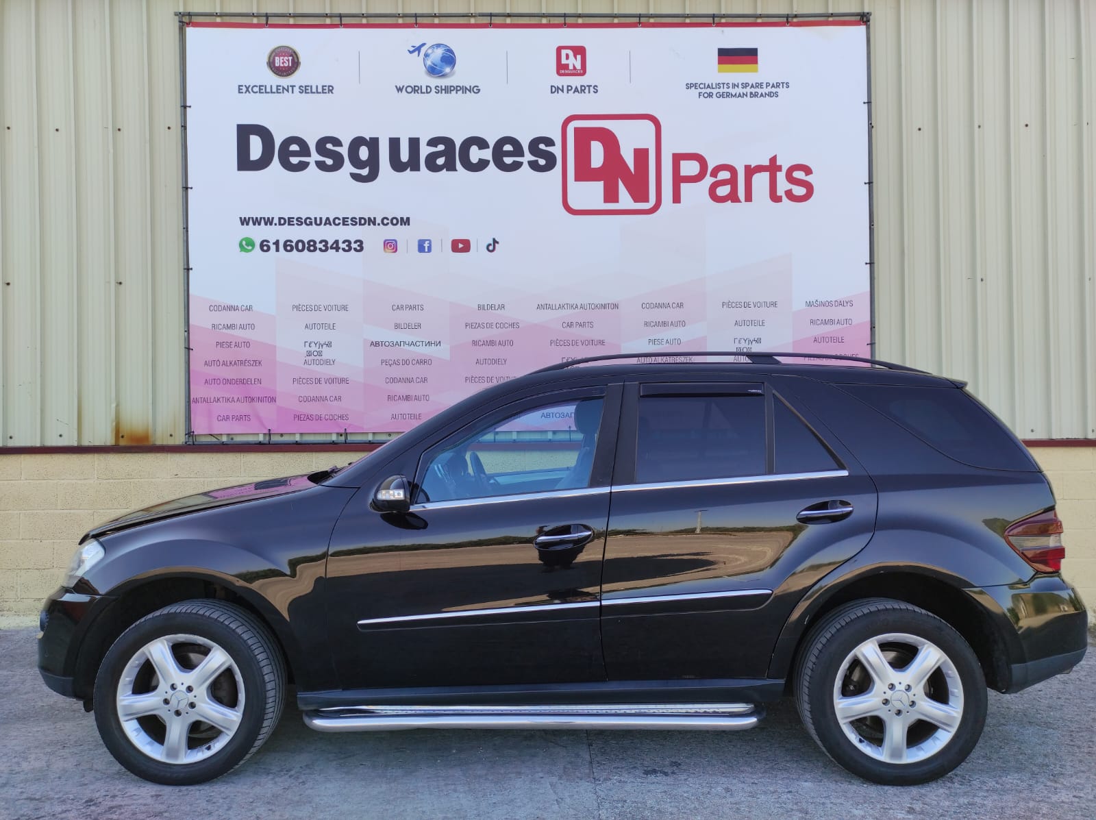 MERCEDES-BENZ M-Class W164 (2005-2011) Galinės kairės durys A1647300105+ 22821669