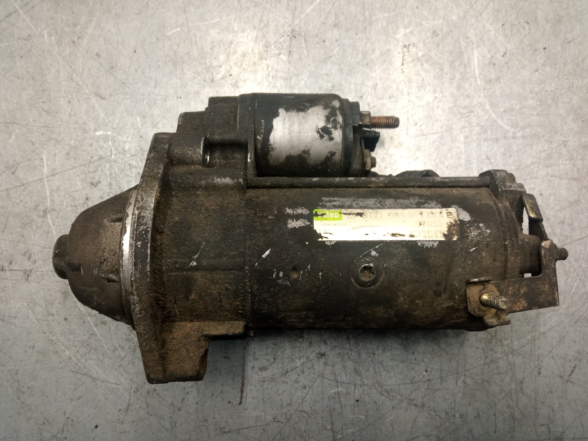 AUDI Starter Motor D7R33, D7R33, D7R33 23645419