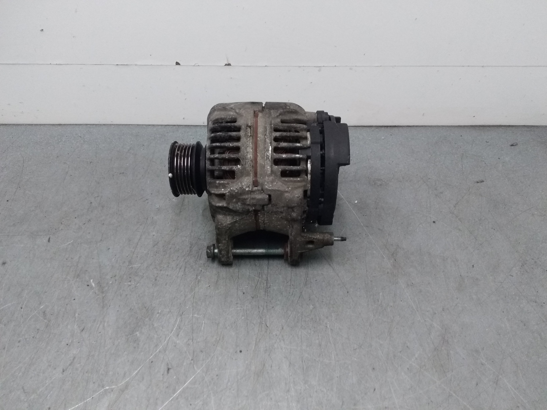 SEAT Arosa 6H (1997-2004) Alternator 028903028D+ 22823787