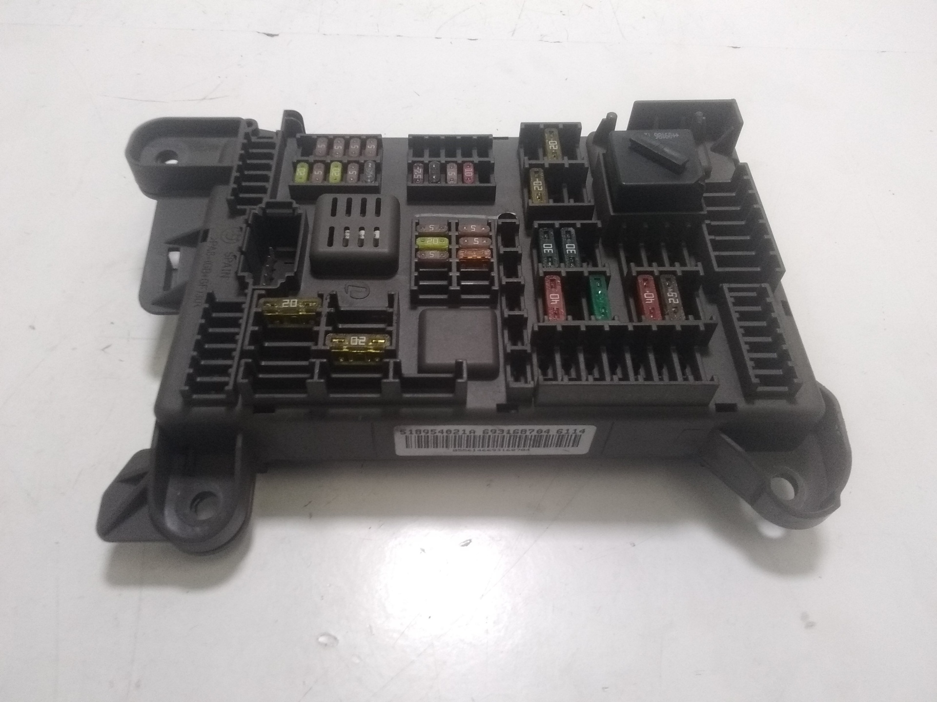 BMW X6 E71/E72 (2008-2012) Fuse Box 518954021A+ 22822173