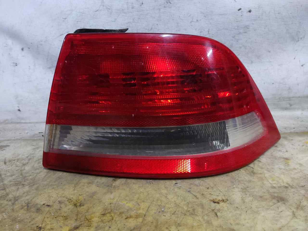 SAAB 93 1 generation (1956-1960) Rear Right Taillight Lamp 12785761 24902319