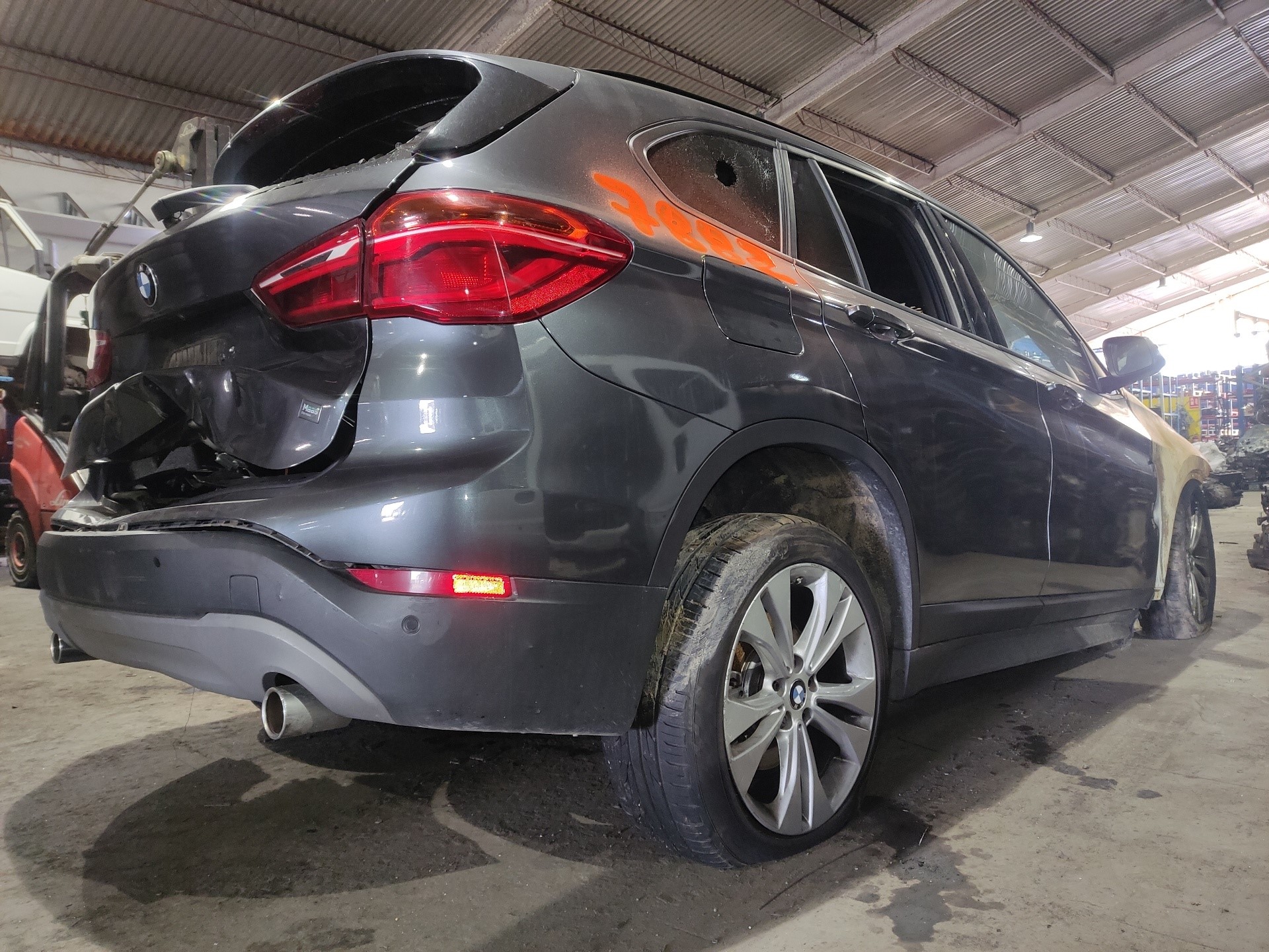 BMW X1 F48/F49 (2015-2023) Bakre vänstra dörrlås 7281939 26019507