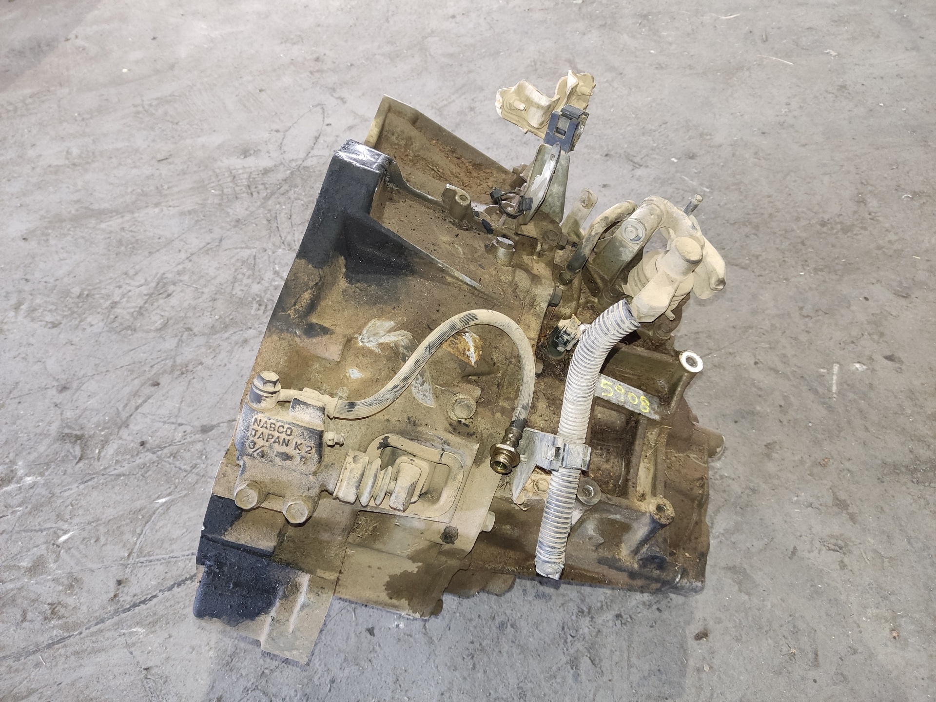 NISSAN X-Trail T30 (2001-2007) Gearbox 8H5 22341731