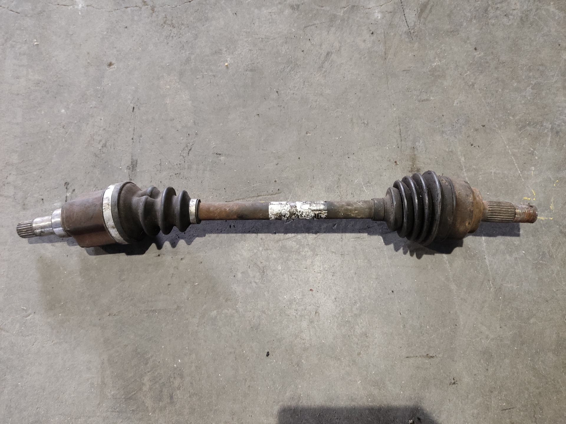 PEUGEOT Ghibli 3 generation (2013-2024) Front Left Driveshaft TUBO113 24897028