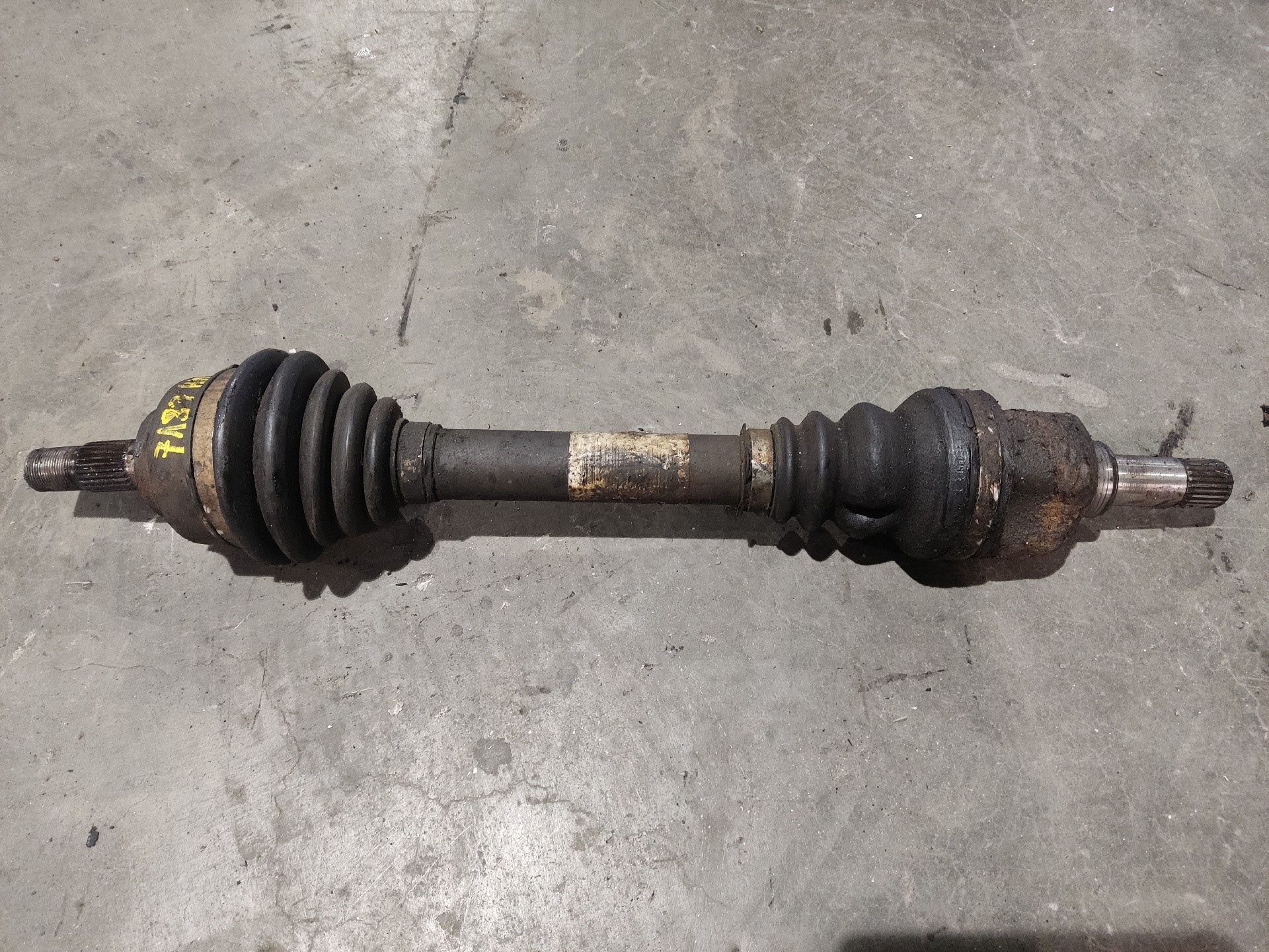 CITROËN Berlingo 1 generation (1996-2012) Front Left Driveshaft 25789238