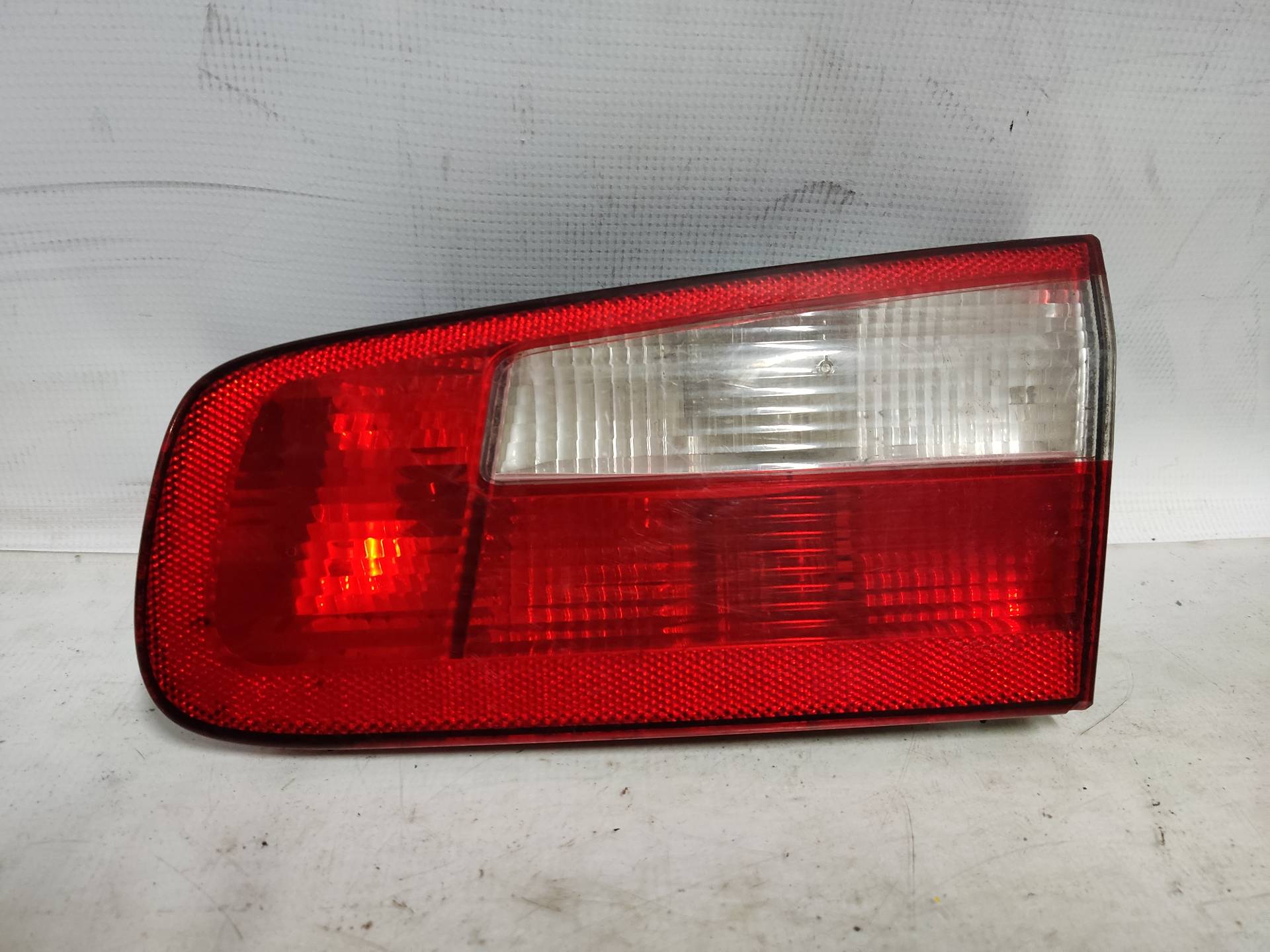 RENAULT Laguna 2 generation (2001-2007) Rear Right Taillight Lamp ESTANTERÍA21 24893881