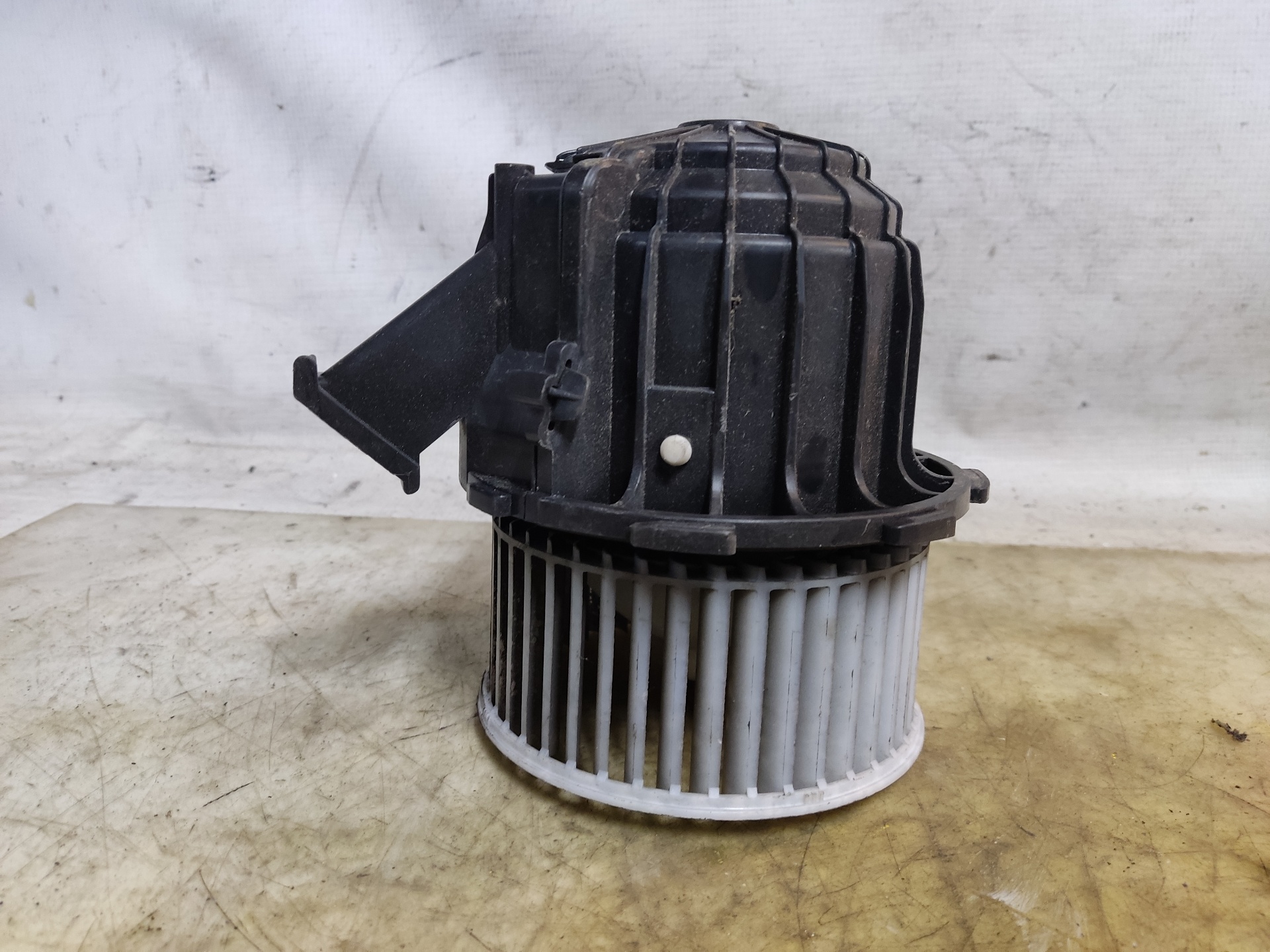 AUDI A4 B8/8K (2011-2016) Heater Blower Fan ESTANTERÍA76 24898574