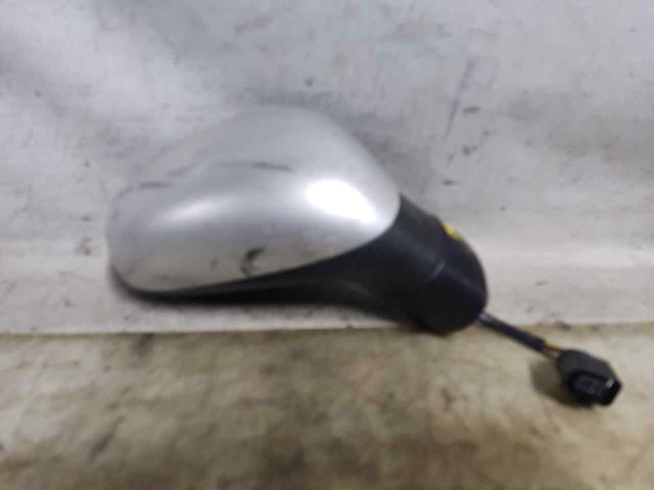 SEAT Leon 2 generation (2005-2012) Right Side Wing Mirror 24900278